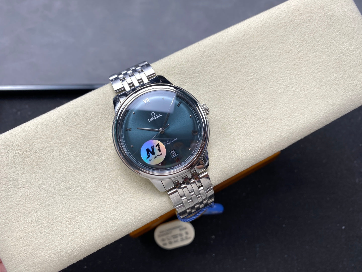 Omega De Ville Prestige Co-Axial Master Chronometer 41mm Green Dial Watch