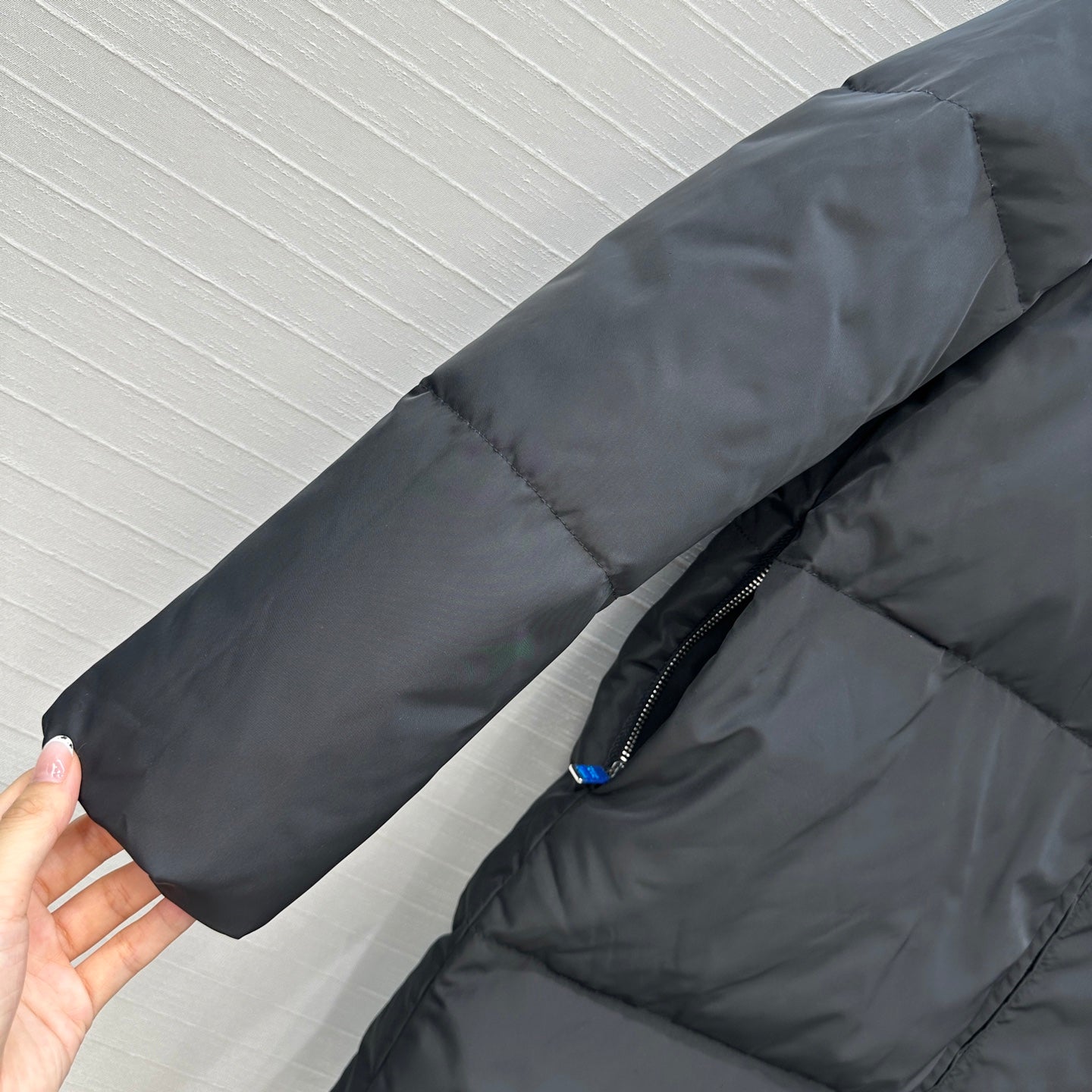Prada 25 Long Down Jacket Black Polyester 301191