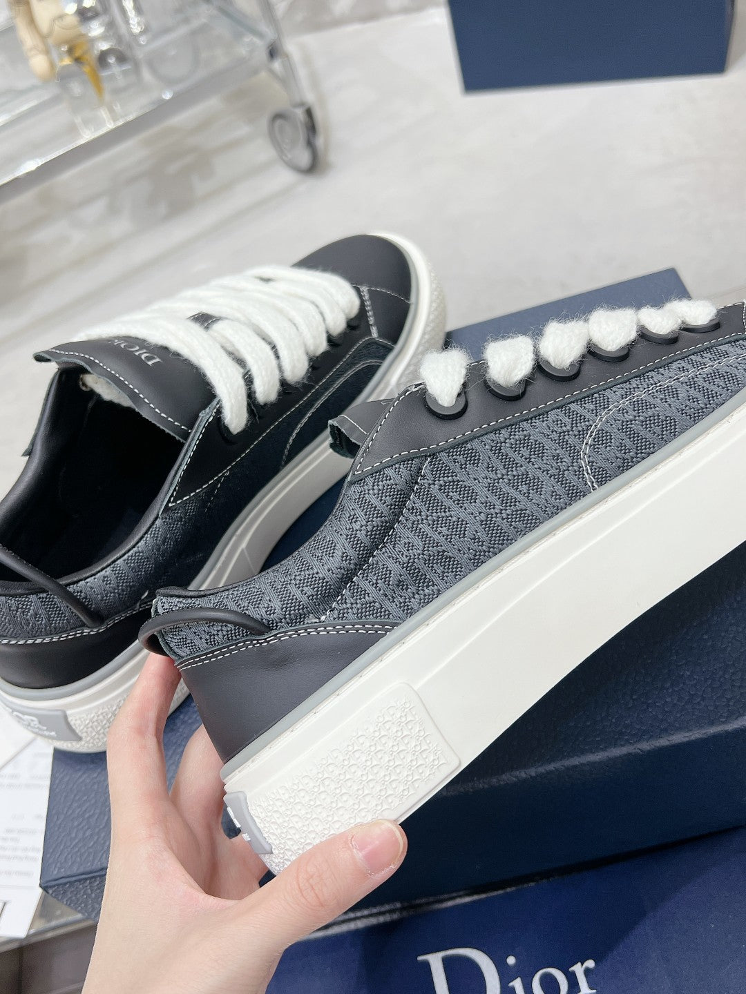CD B33 Sneaker 30mm In Black Calfskin 100662