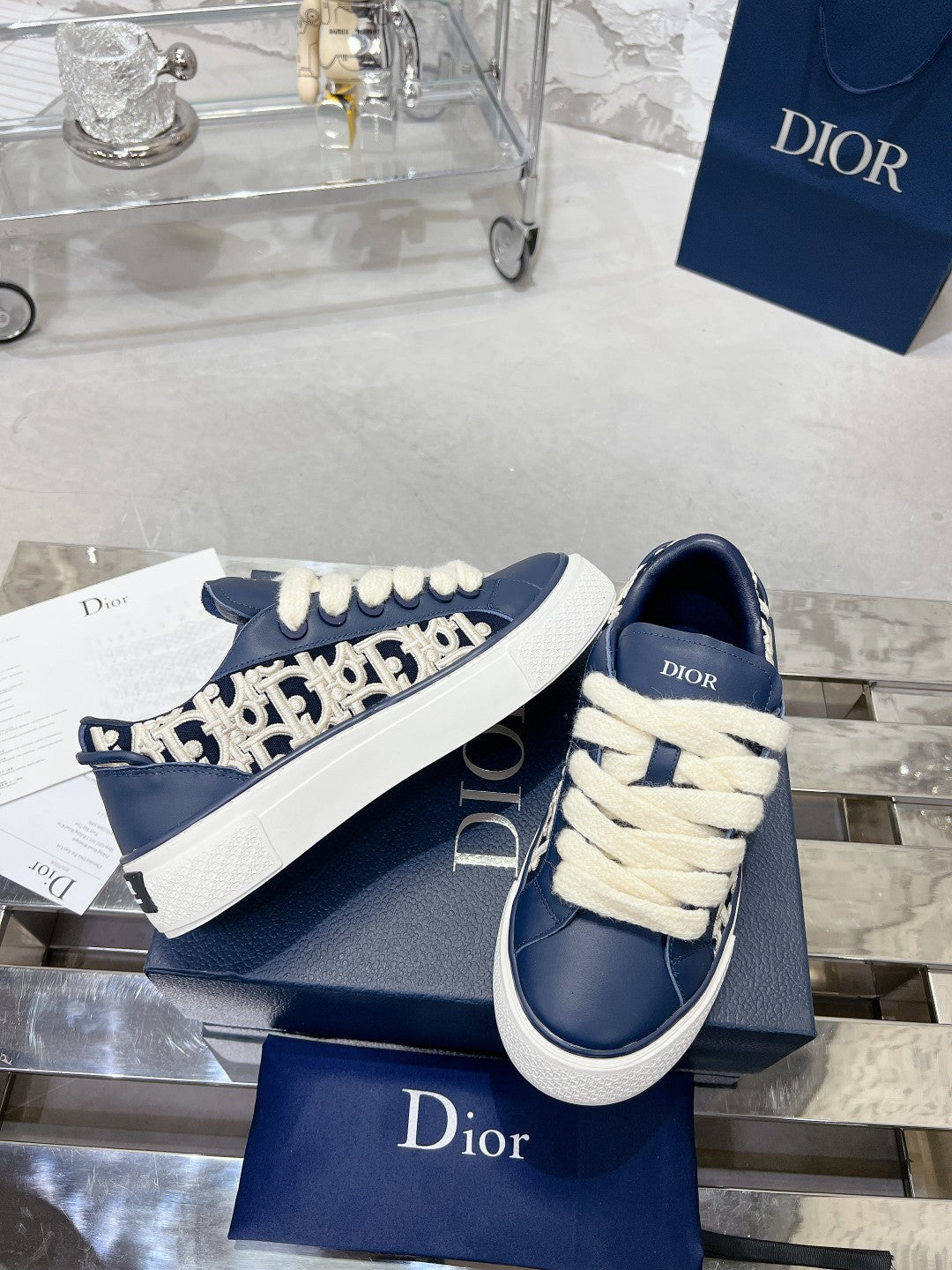 CD B33 Sneaker 30mm In Navy Blue Calfskin 100666