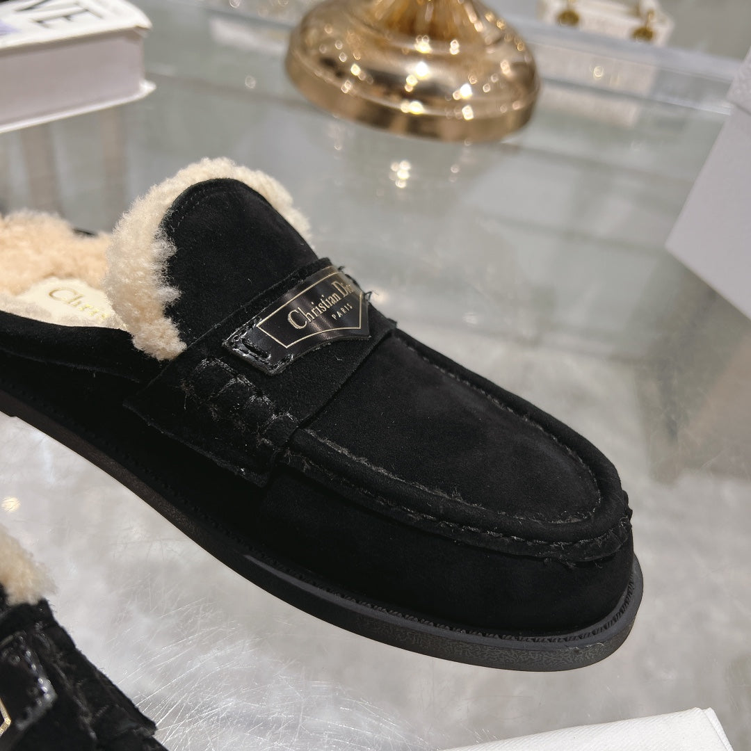 CD Boy Mule In Black Suede With Fleece Lining  996448