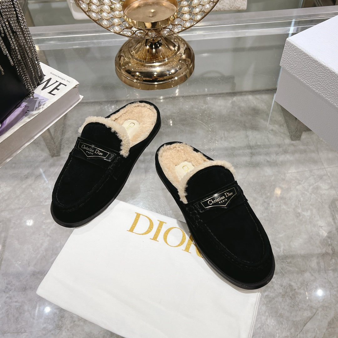 CD Boy Mule In Black Suede With Fleece Lining  996448