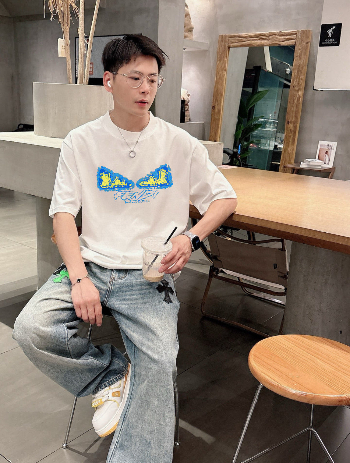 Fendi 2026 Men's Short-Sleeve T-Shirt White Blue Cotton 736897