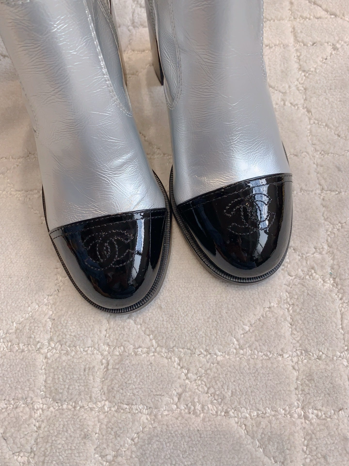 CC 25 Heeled Short Boot Silver mix Black Patent Leather 516676