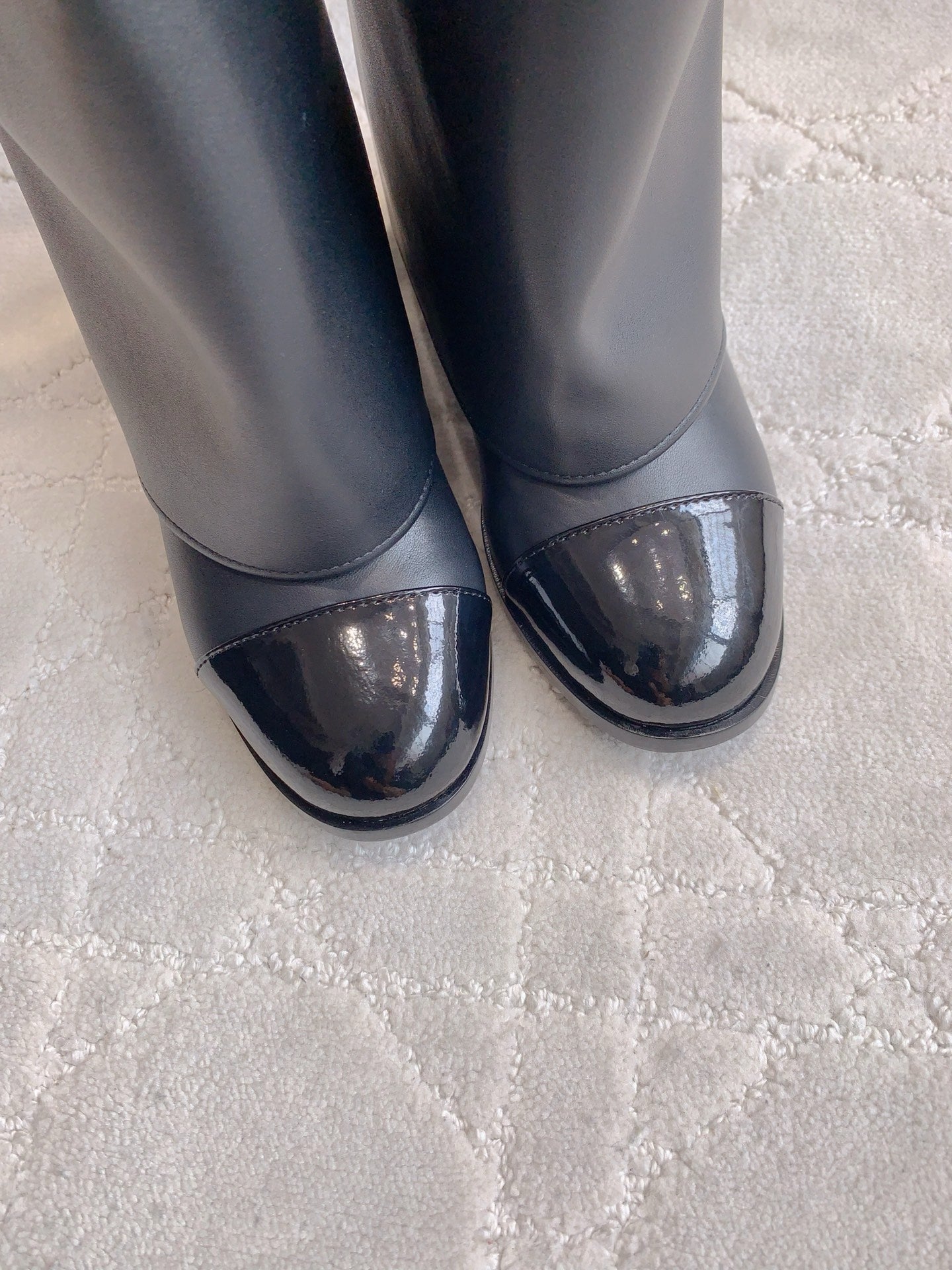 CC 25 Buttoned Boot Black Calfskin 516649