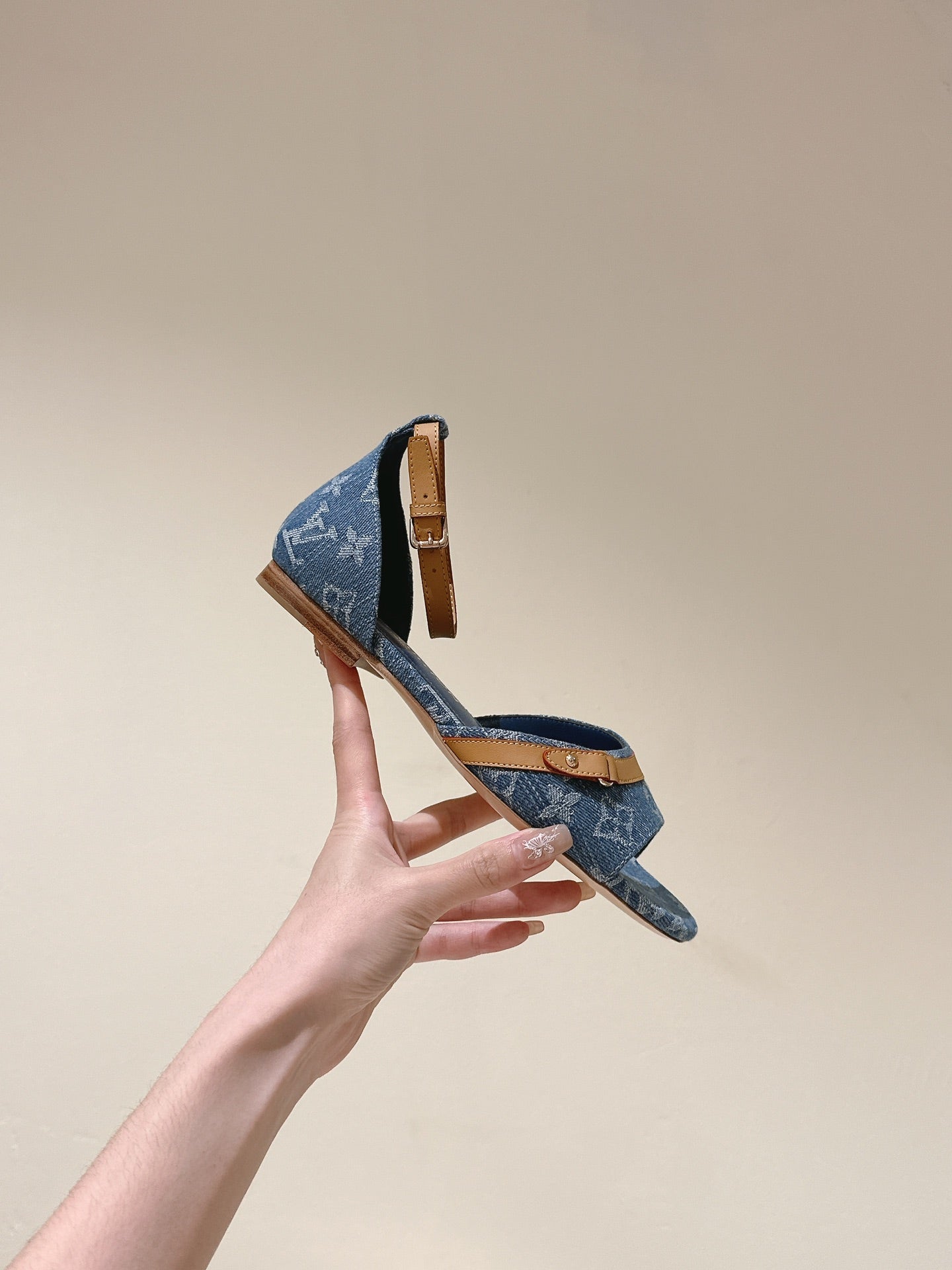 LV 26ss Sandals Blue Monogram Denim 656943