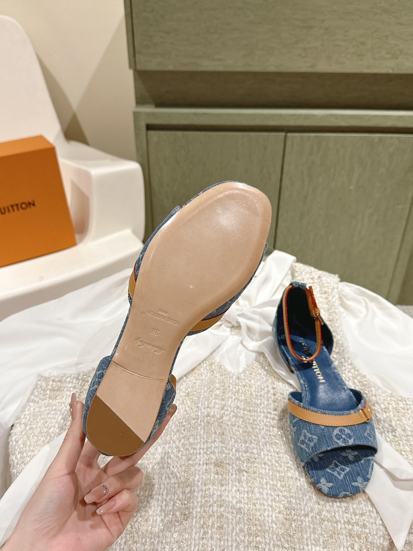 LV 26ss Sandals Blue Monogram Denim 656943