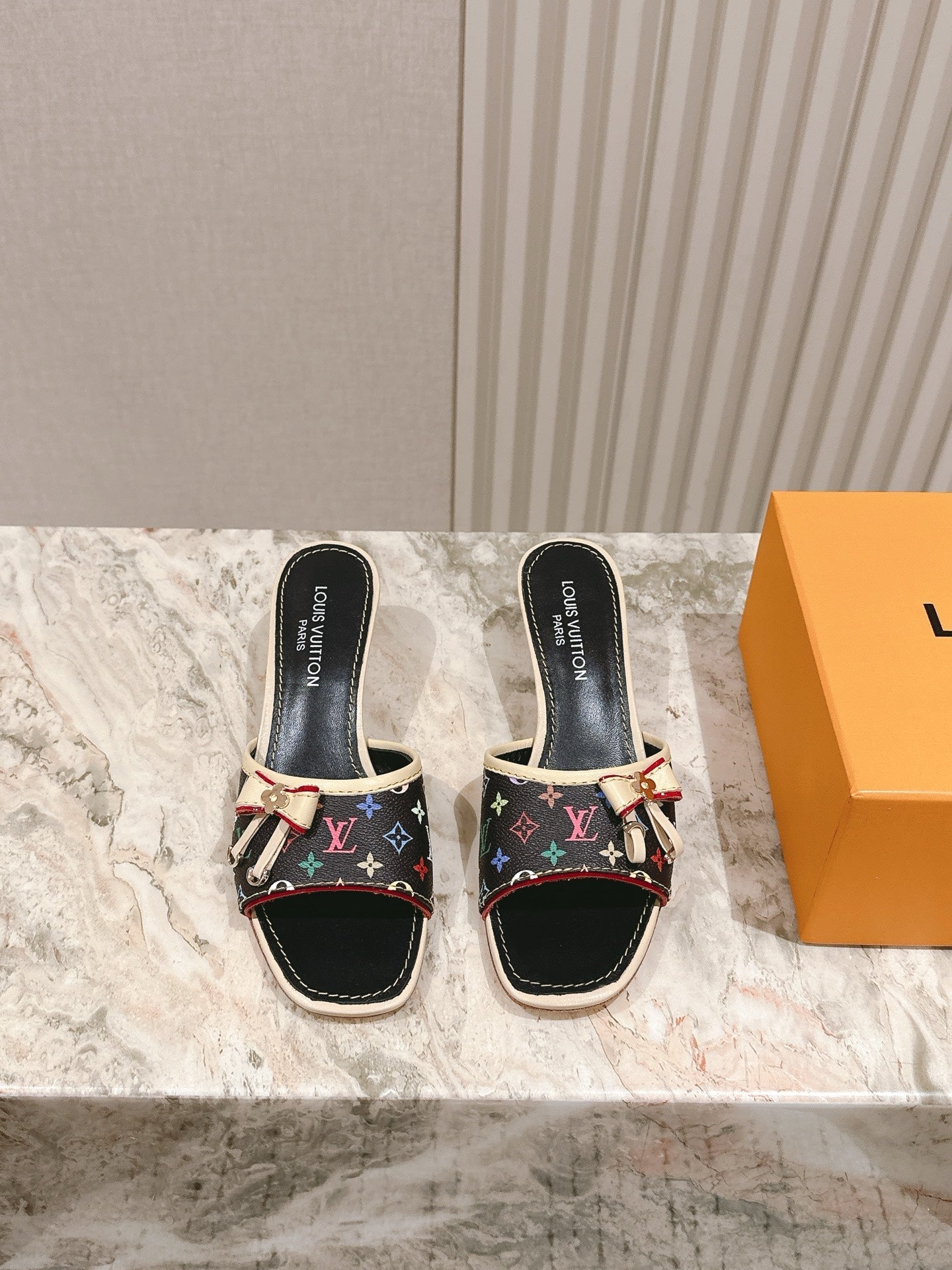 LV 26ss Slippers 45 Black Multicolor Monogram Genuine Leather 656913