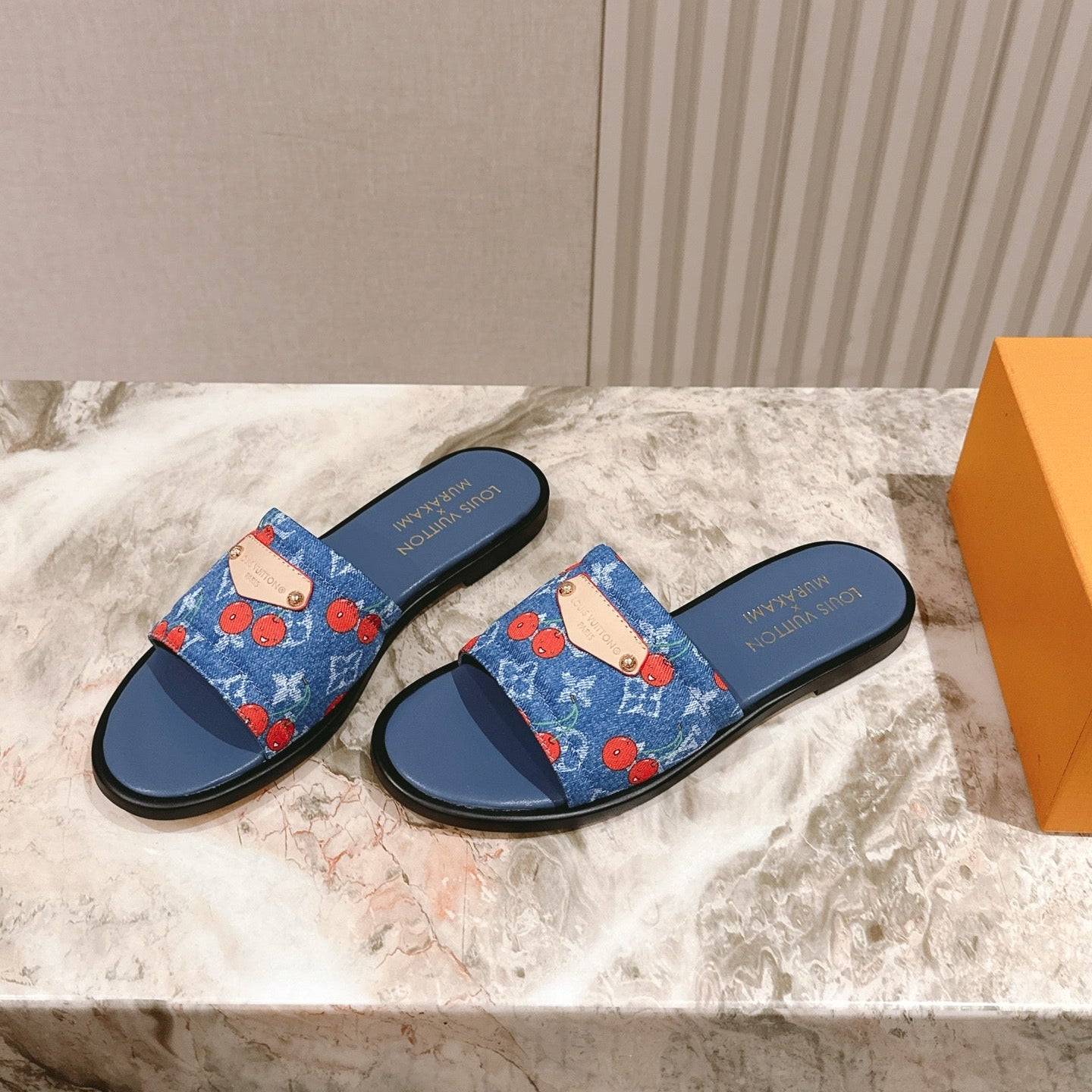 LV 26ss Slippers Blue Red Denim Leather 656930