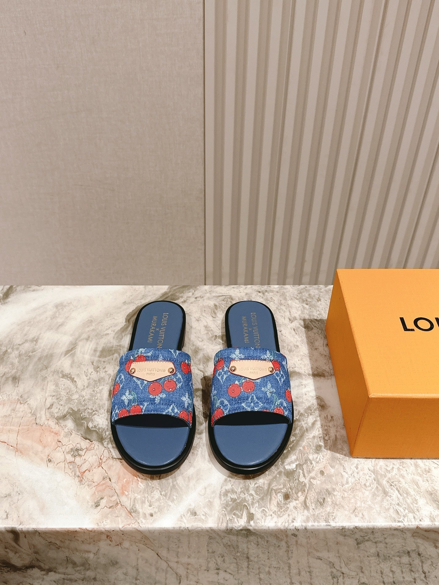 LV 26ss Slippers Blue Red Denim Leather 656930