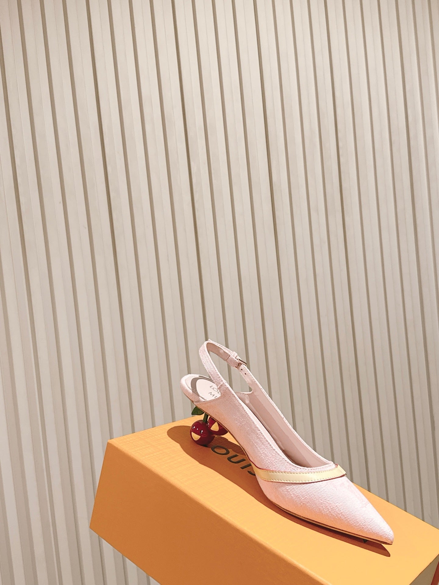 LV 26ss Slingback 45 Light Pink Denim 656936