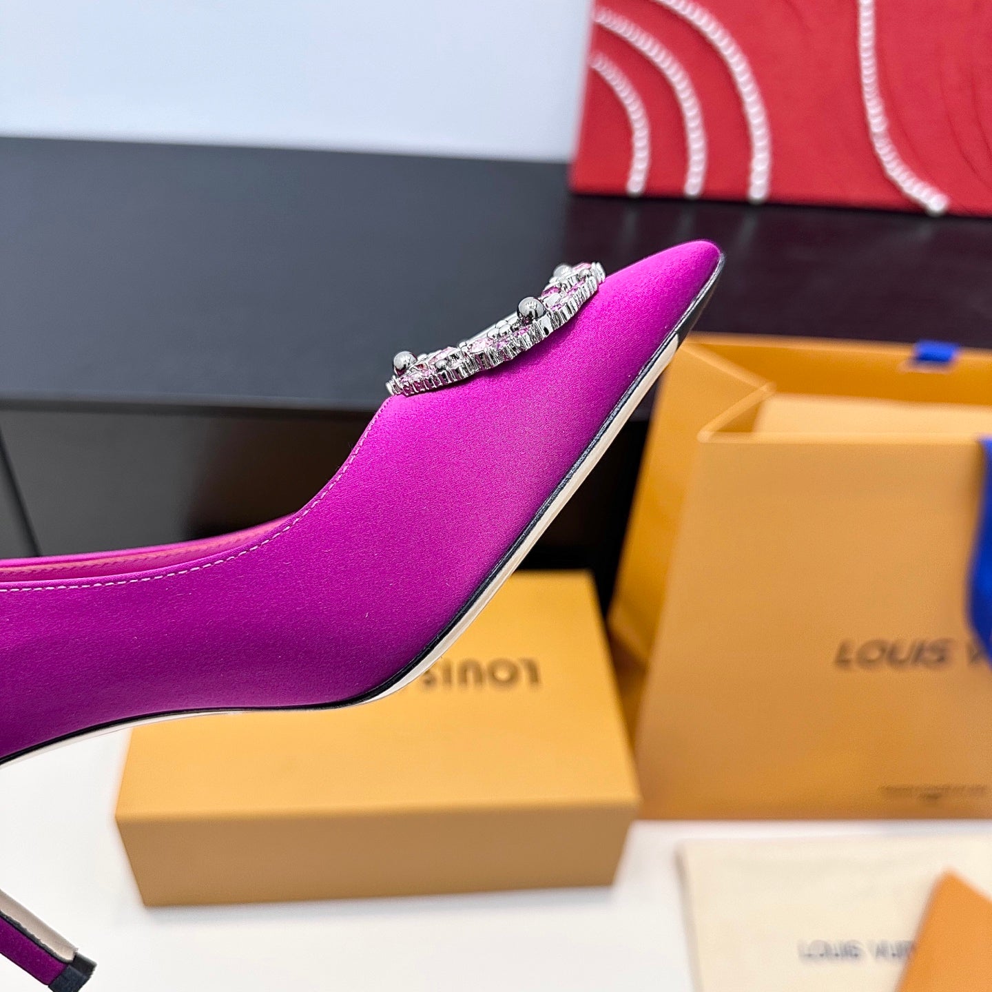 LV 26s  Pointed-Toe High Heels 75 Fuchsia Pink Premium Satin 622448