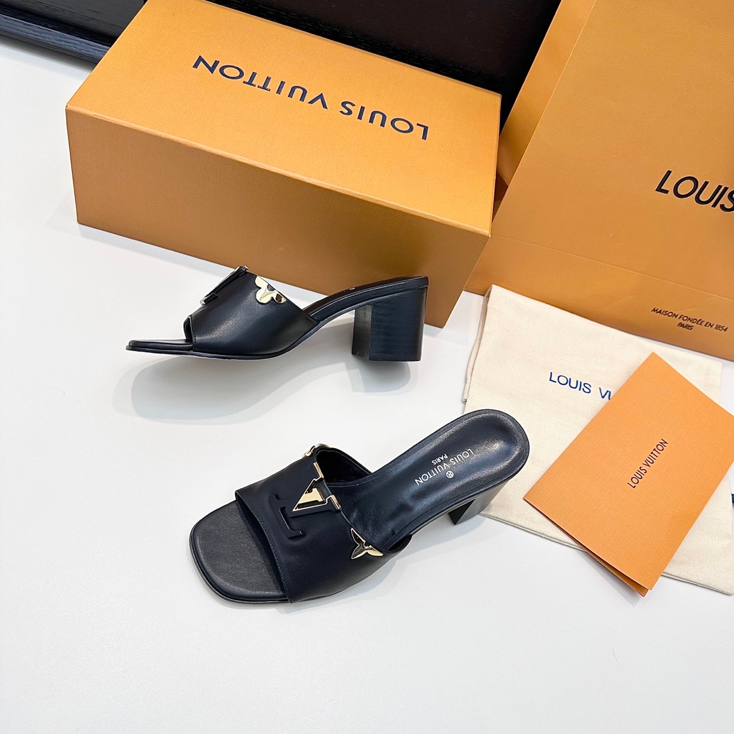 LV 26s High Heels 65 Sandals Black Calfskin 622410