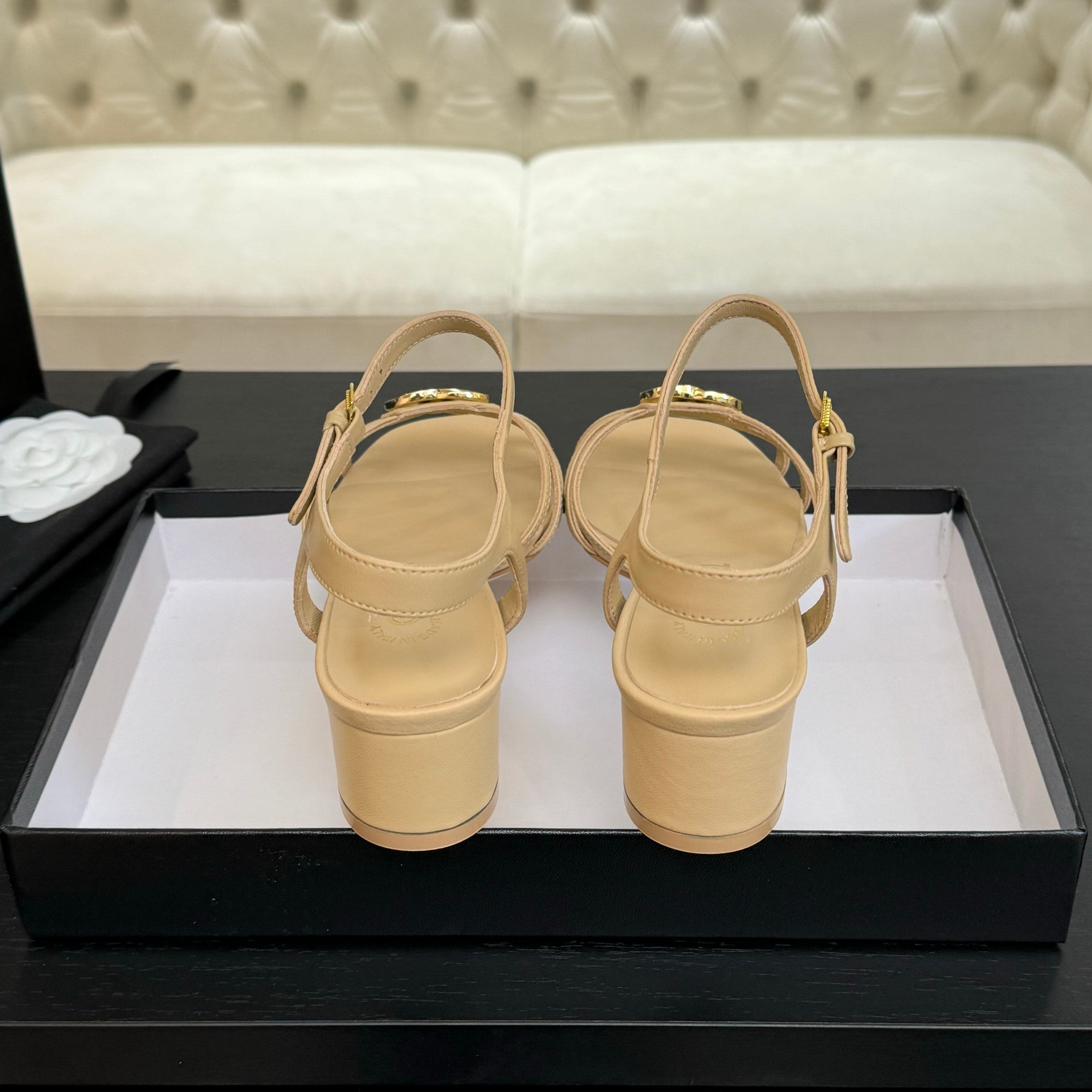 CC 45mm Sandal DarkCream Sheepskin  212928