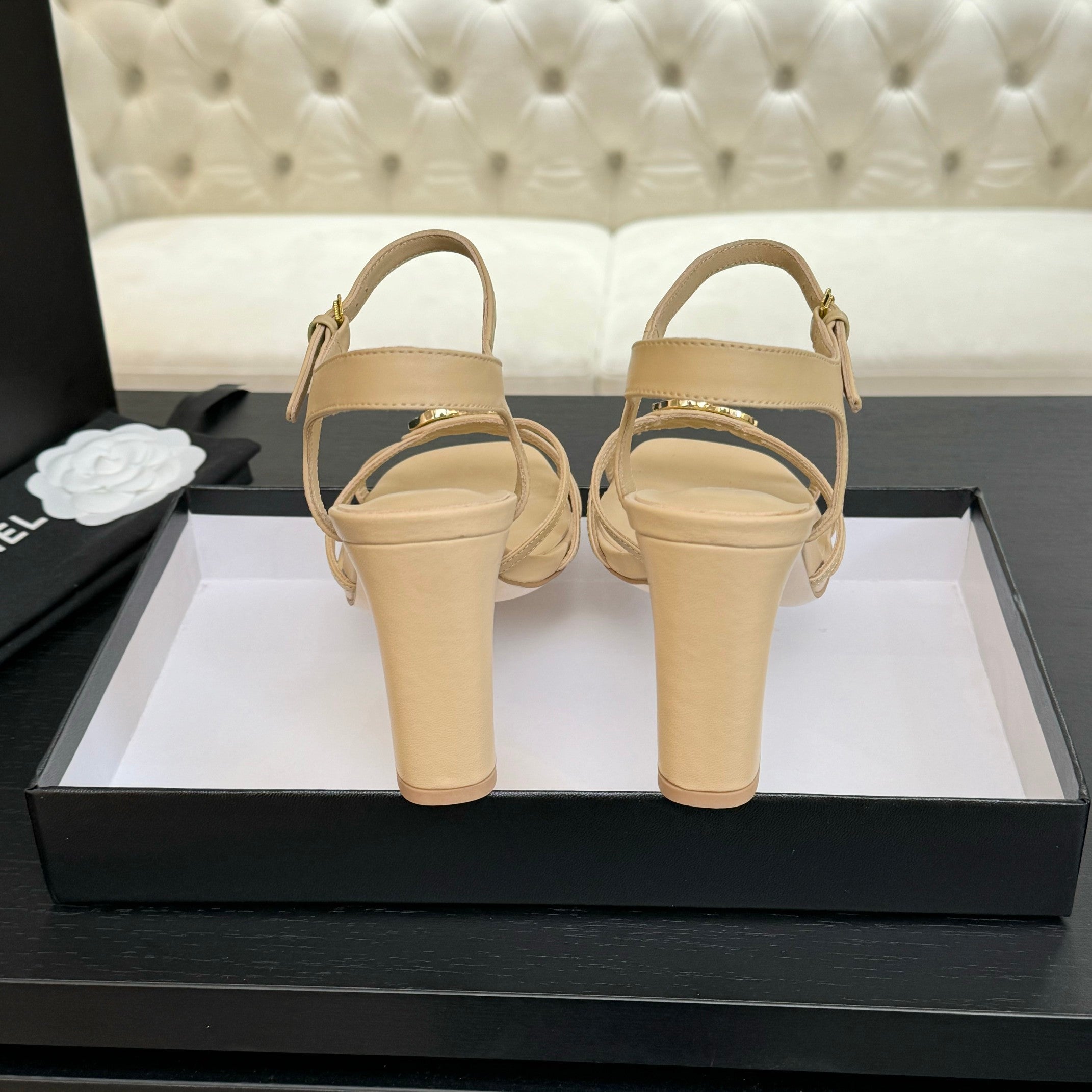 CC 85mm Sandal DarkCream Sheepskin  212931