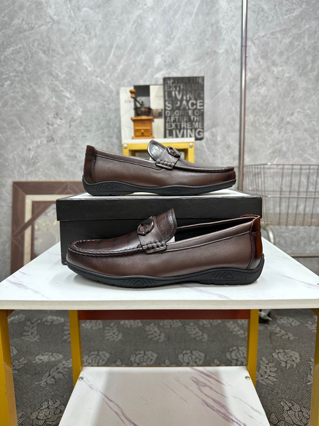 GG Men's Loafer Brown Embossed Cowhide 532511