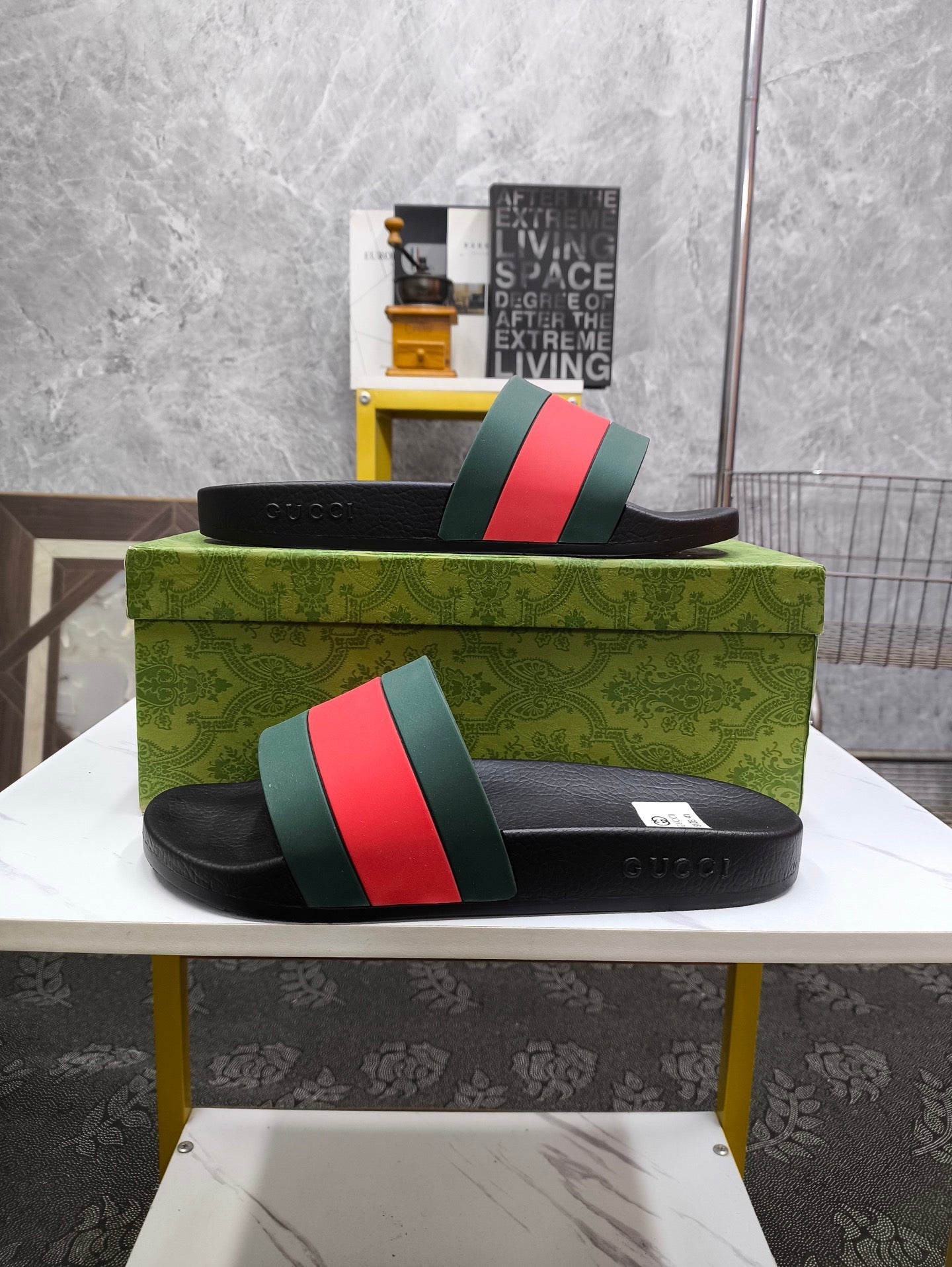 GG Men's Slide Green Red Sheepskin 540041