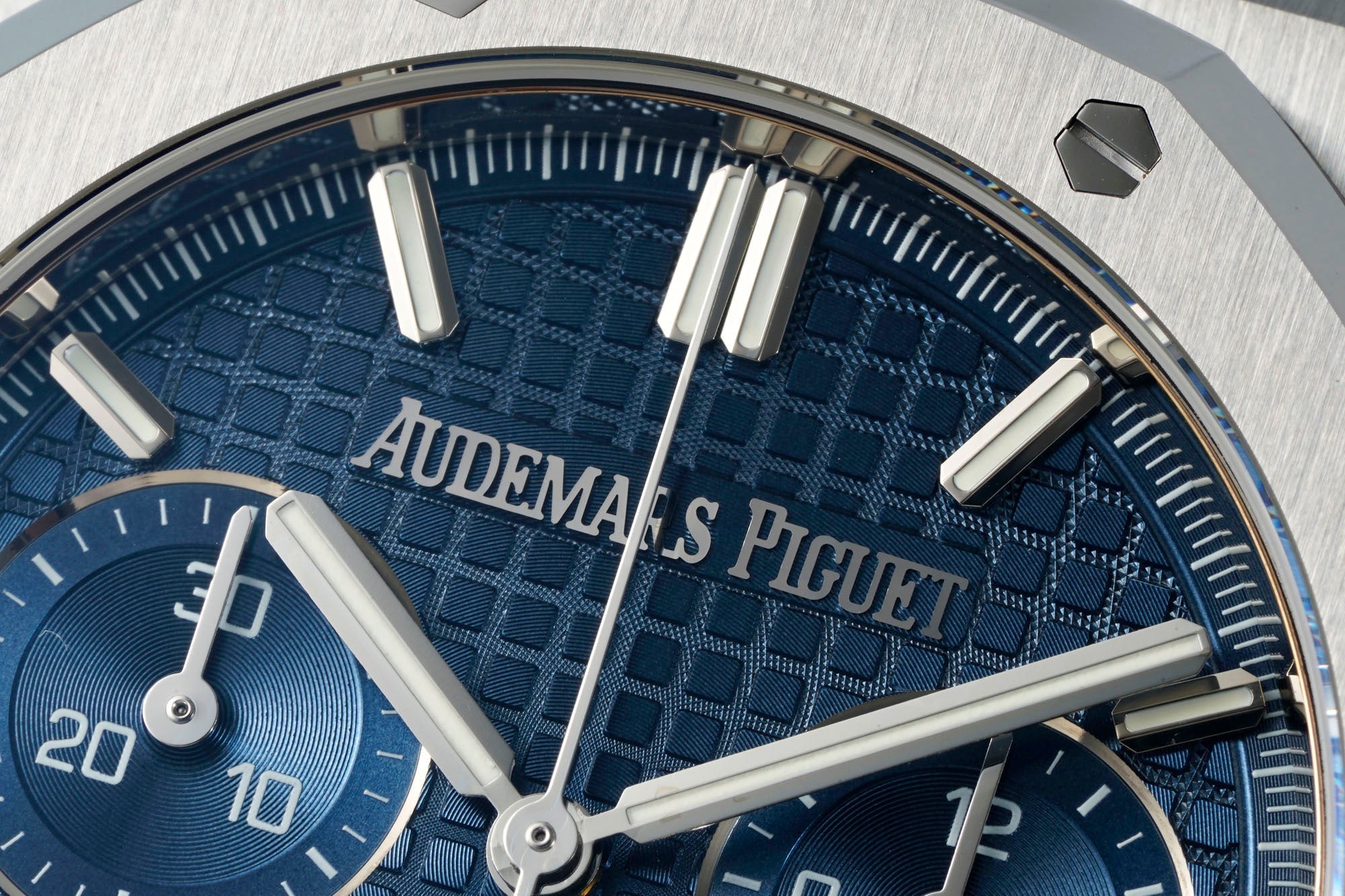 Audemars Piguet Royal Oak Chronograph 41mm Steel Case Blue Dial Rubber Strap