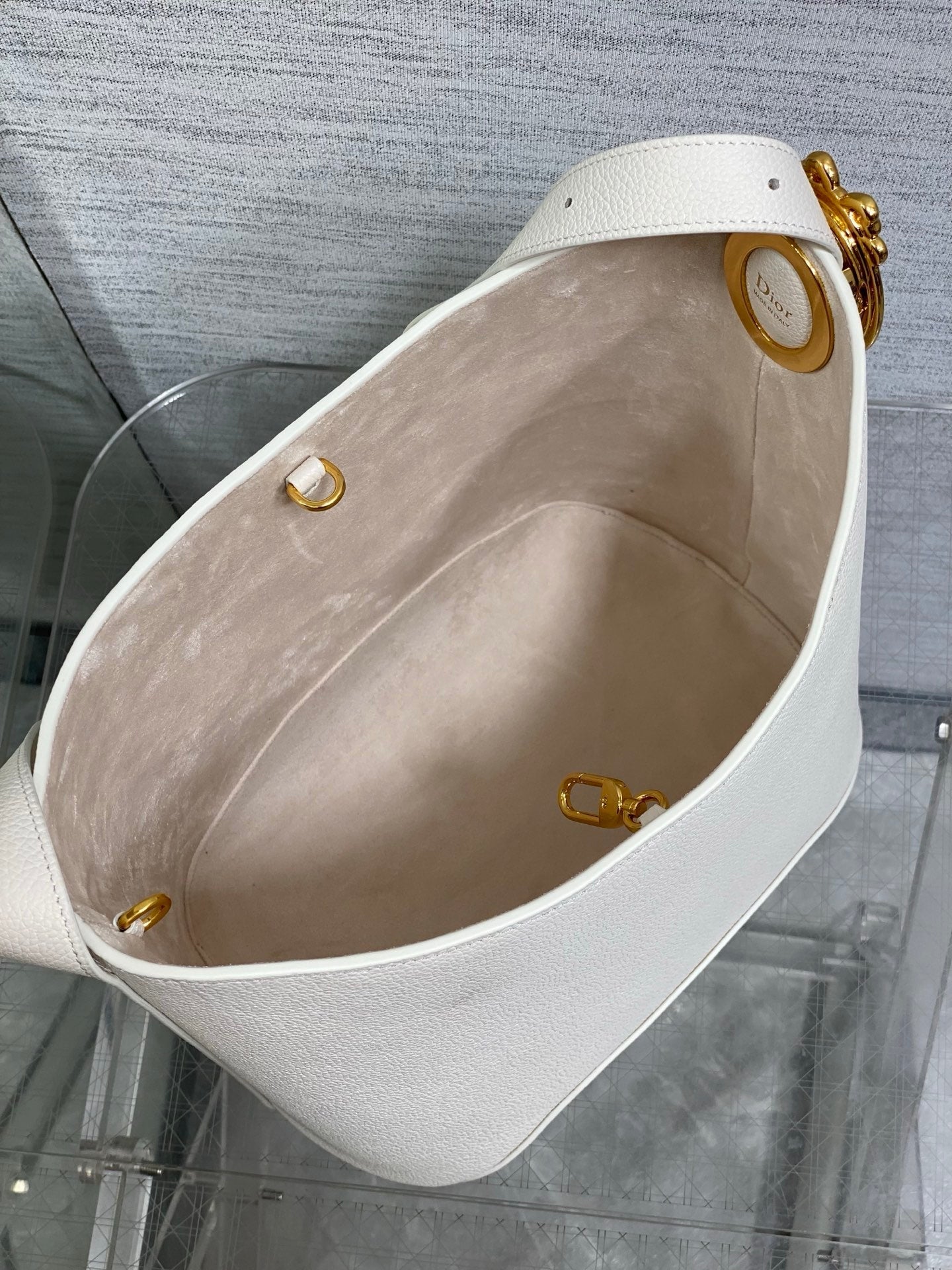 Dior 2026 Medaillon Bucket Bag 26.5cm Grained Cowhide 289070