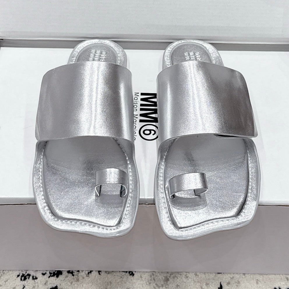 Maison Margiela 2026 Square Toe Slipper Cowhide 924864