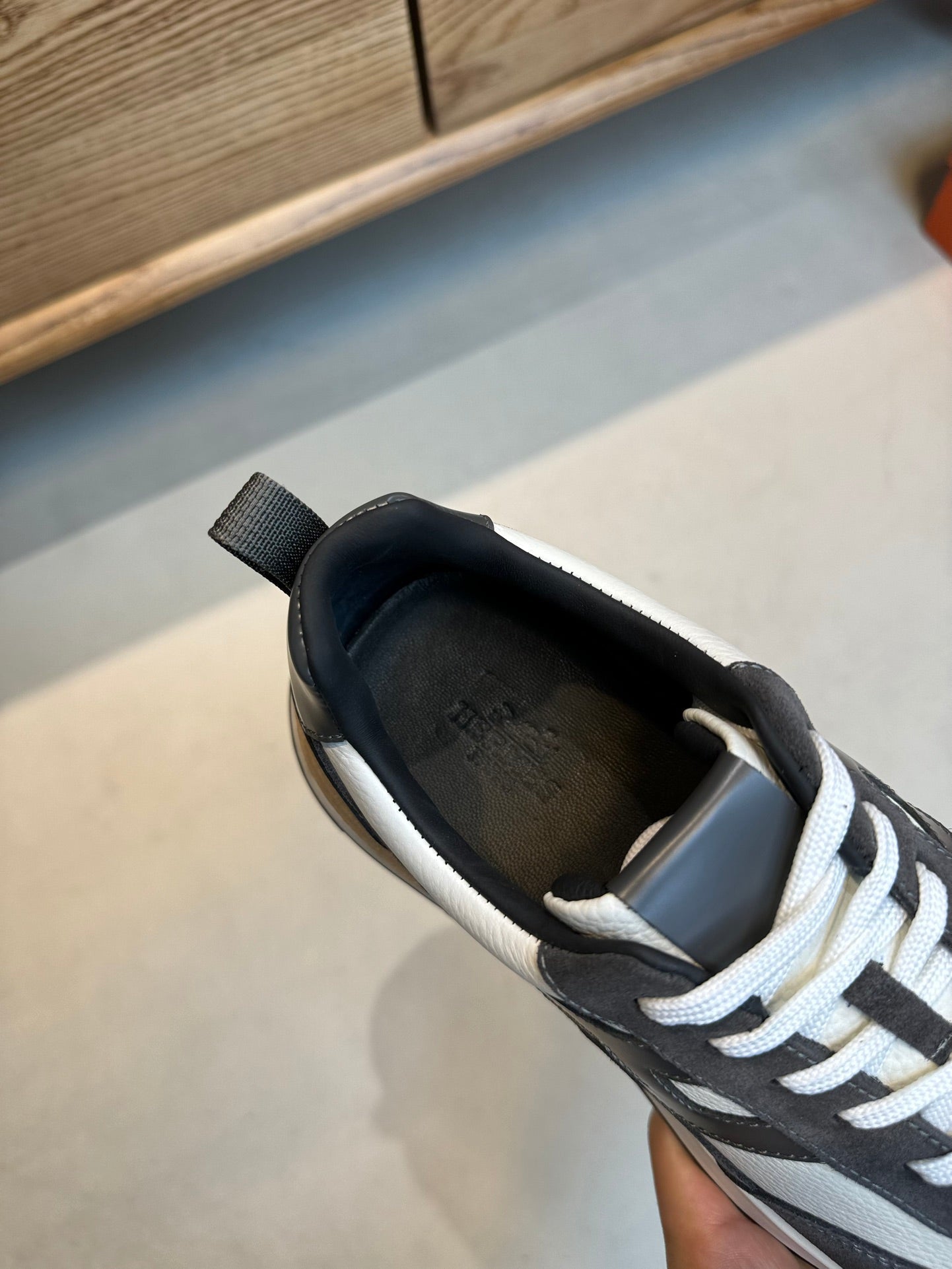 HM INTERACTIVE LACE-UP SNEAKER GRAY AND WHITE CALFSKIN