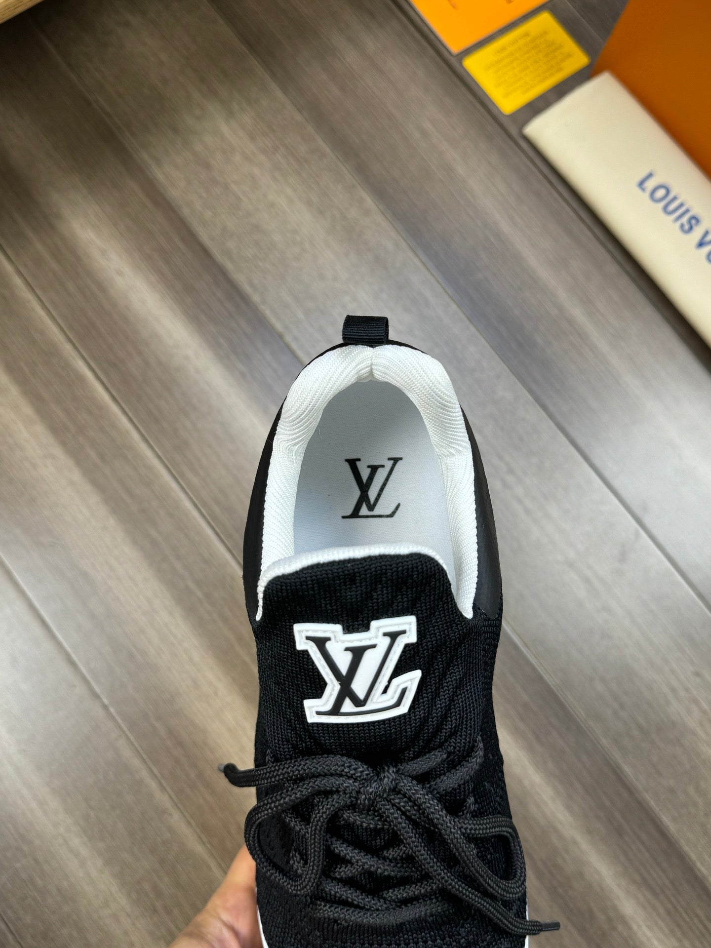 LV SNEAKERS IN BLACK MESH BREATHABLE FABRIC AND WHITE CALFSKIN