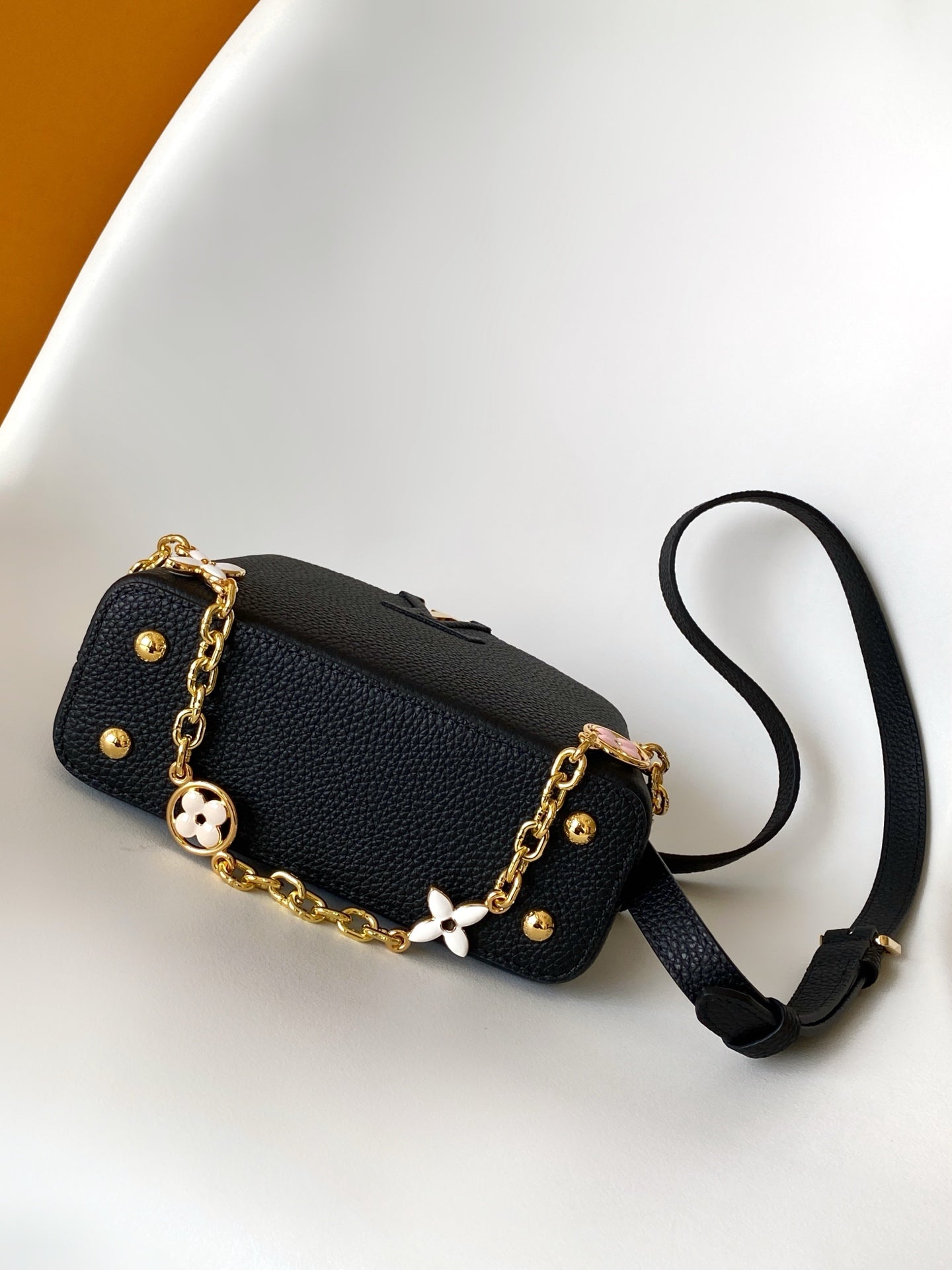LV 2026 Capucines Bag Black Pink Beige Taurillon Cowhide Leather 281538
