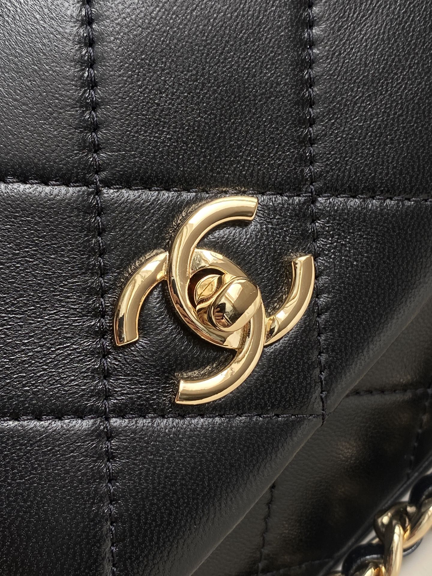 Chanel 2026 Flap Bag With Handle Bag 25cm Lambskin