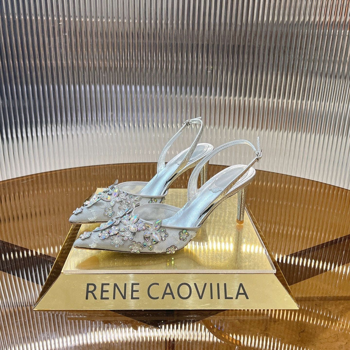RC 25 Butterfly Flower Thick Heel White Sheepskin 242924