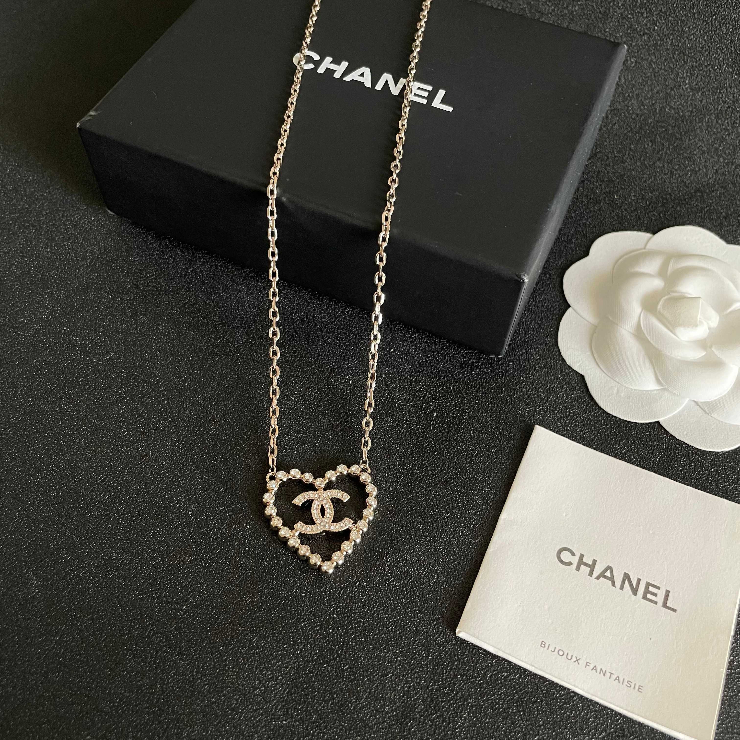 CC Vintage Heart Double C Diamond Gold Necklaces