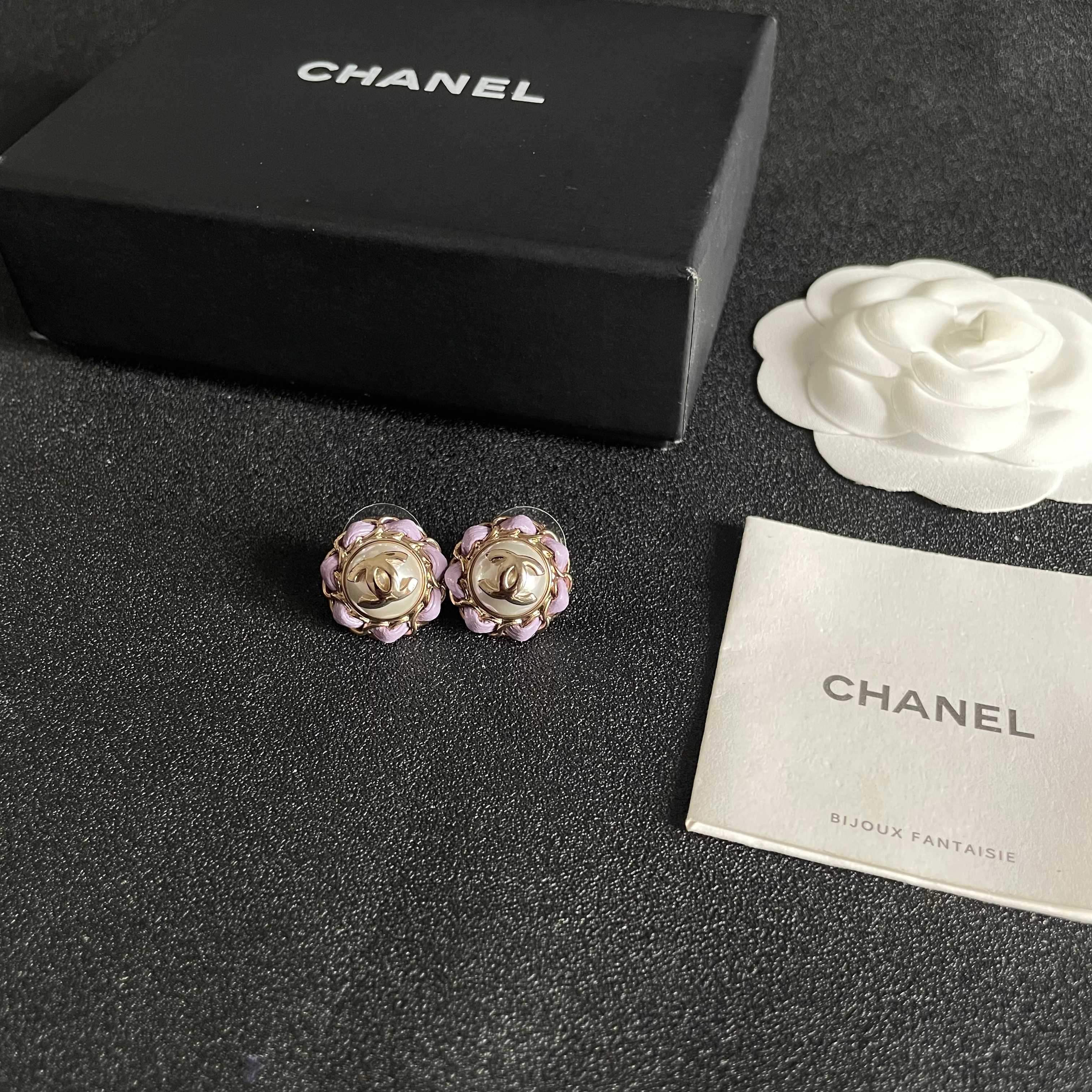 CC Pendant Double C Purple Pearl Gold Earrings