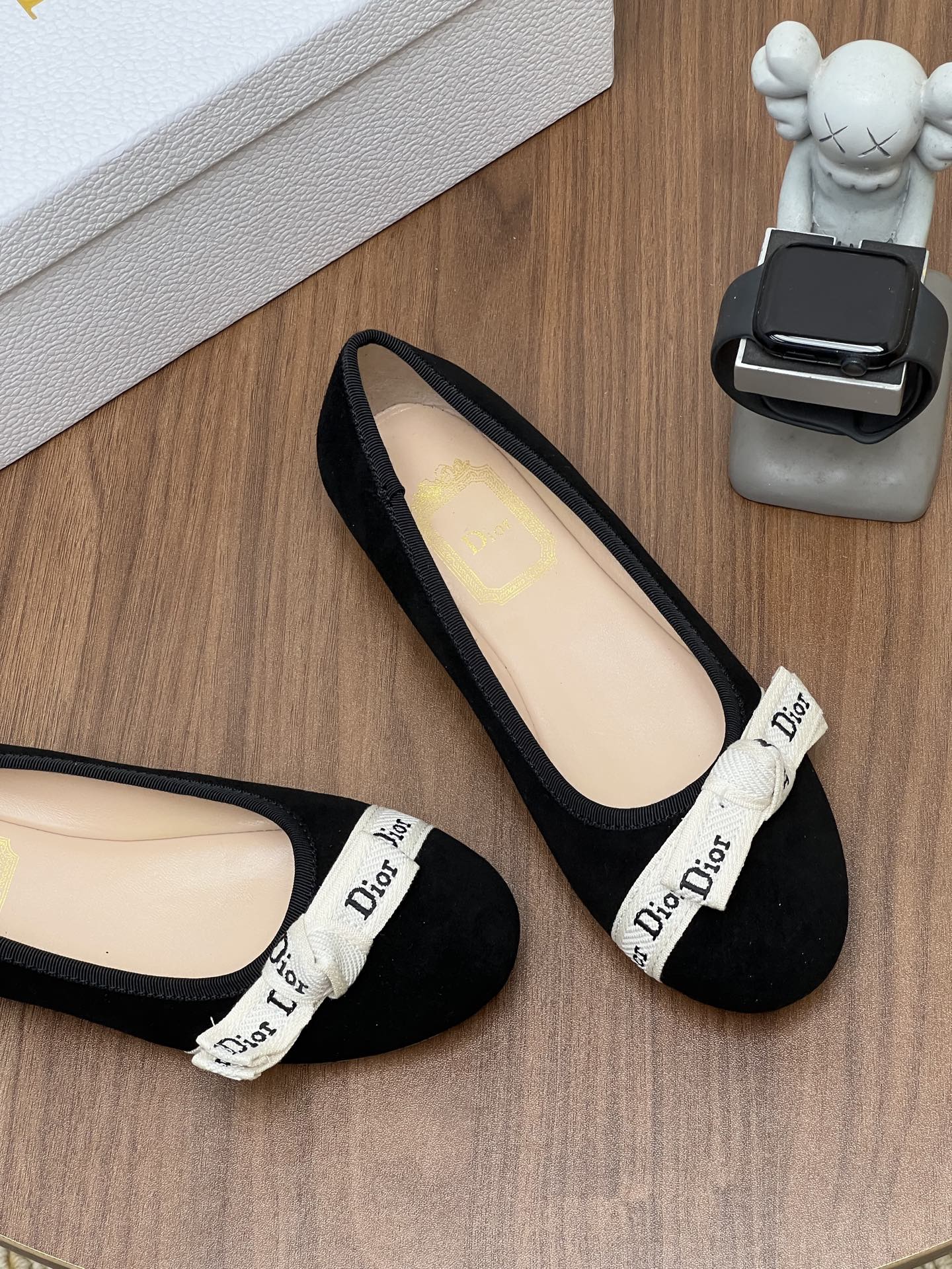 Dior 2026 Ballet Flat Velvet Cowhide 846591