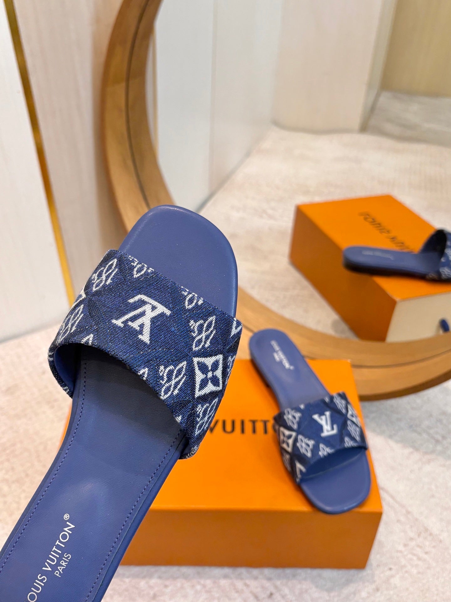 LV 26ss Slippers Dark Blue Denim Leather 671240