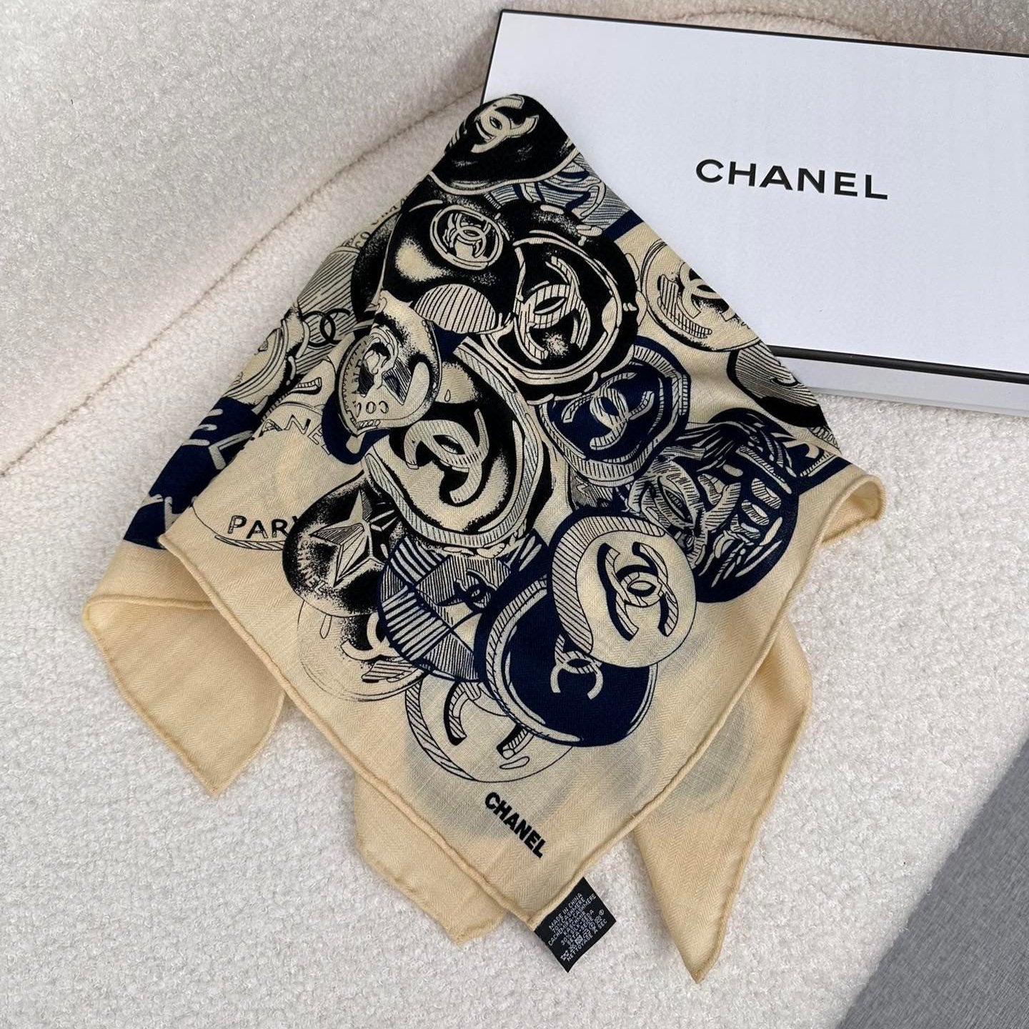 CC Square Scarf 70 CM In Beige Colorful Cashmere And Silk 399804