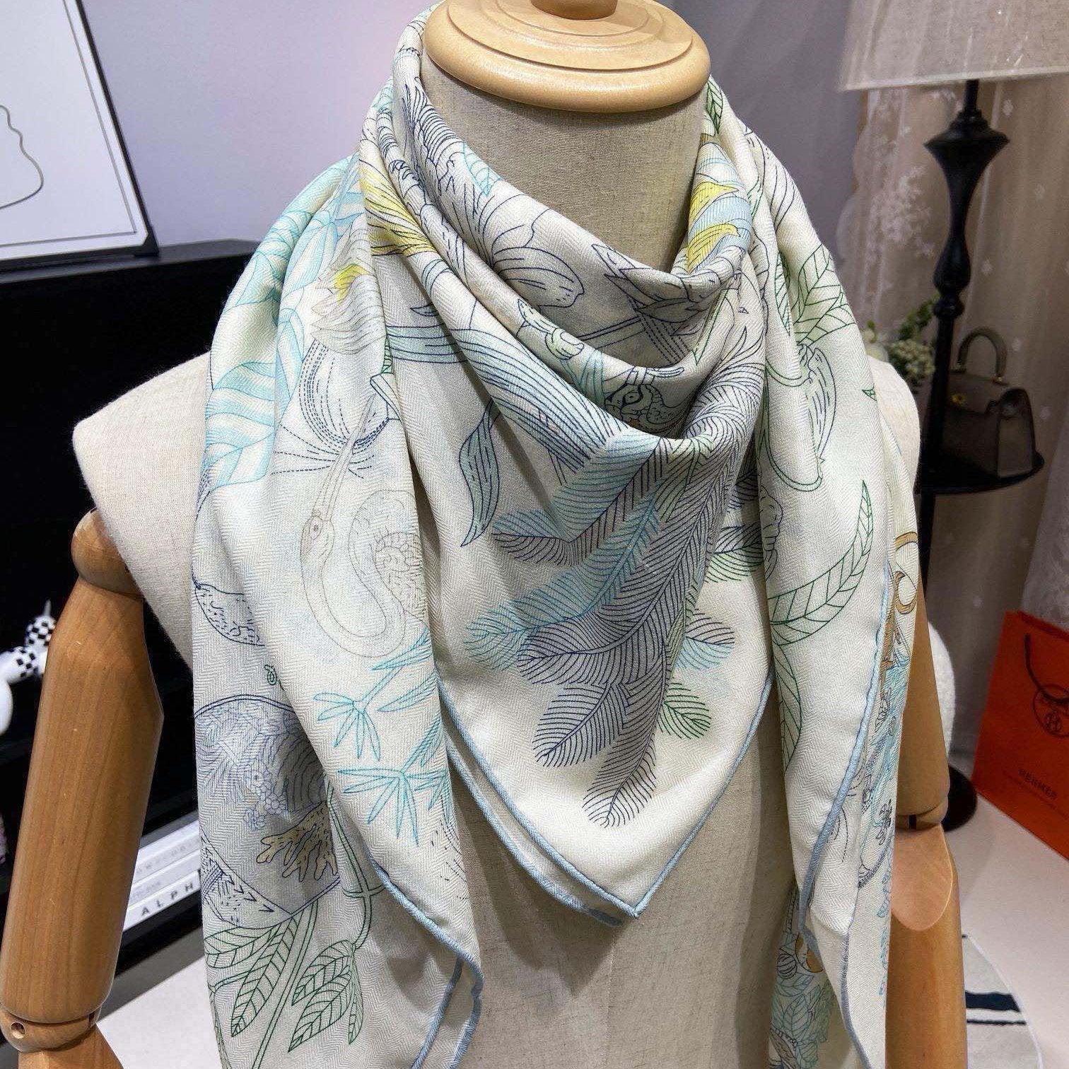 Precious Paradise Scarf 140 CM White Colorful Cashmere And Silk