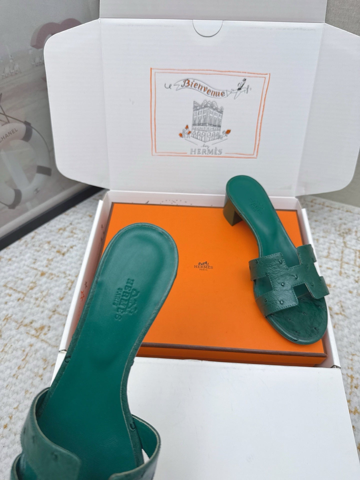 HM 26ss Oran Sandals 50 Forest Green Ostrich Leather 625129