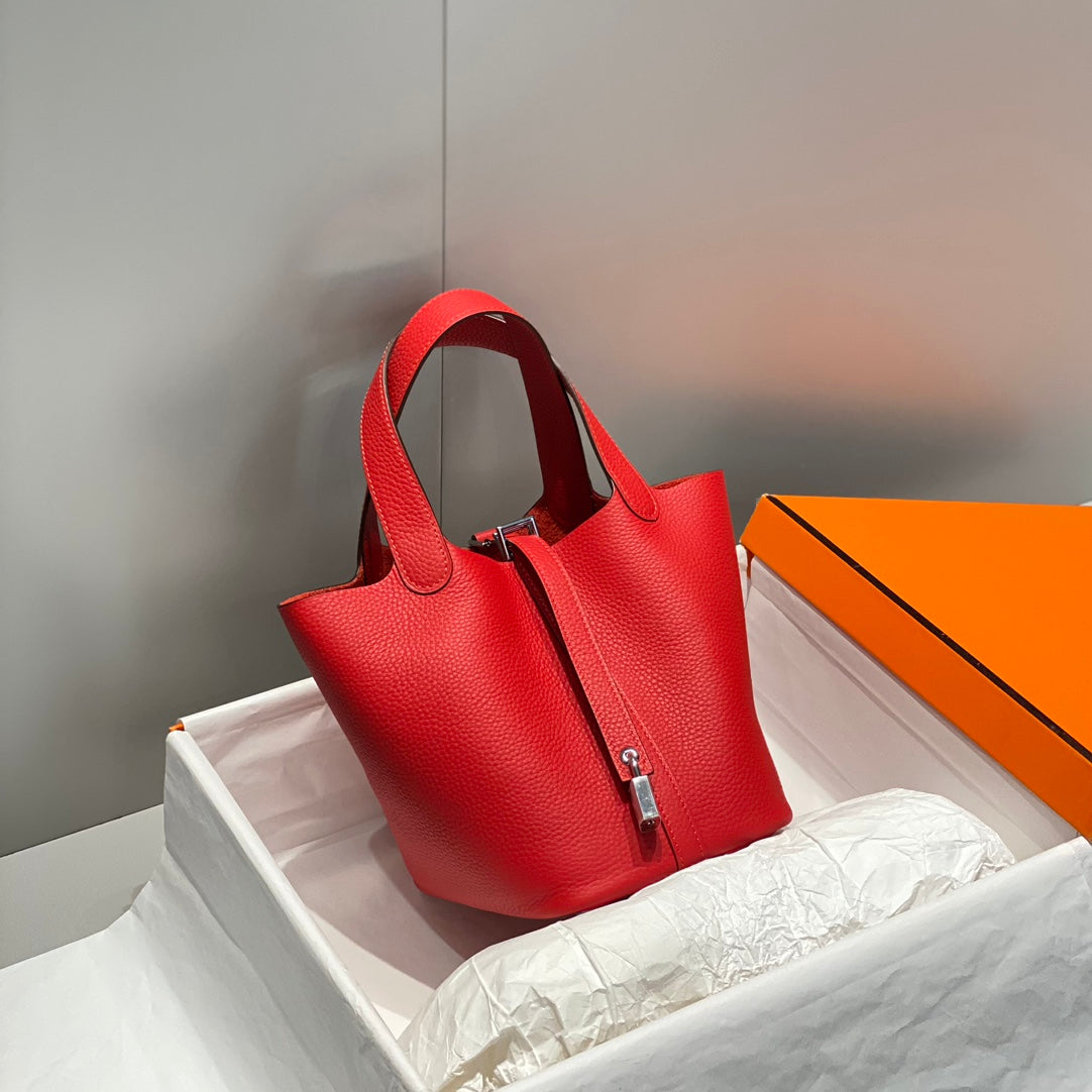 picotin lock togo leather silver hardware