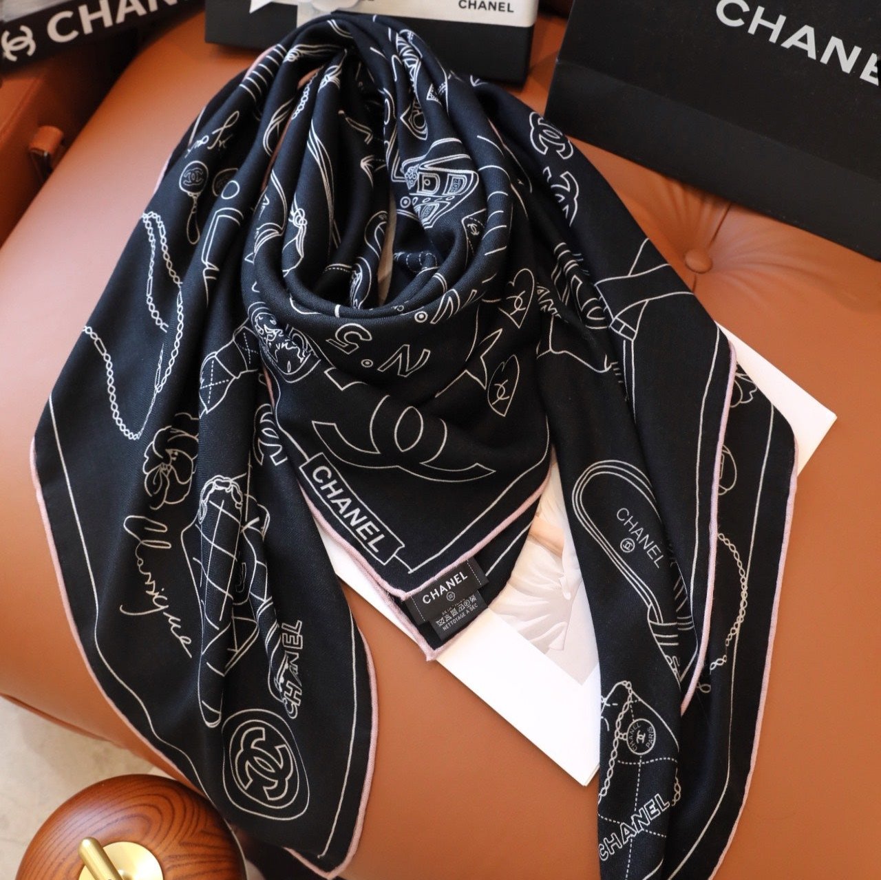 CC Square Scarf 140 CM In Black Mix White Cashmere Silk 368822