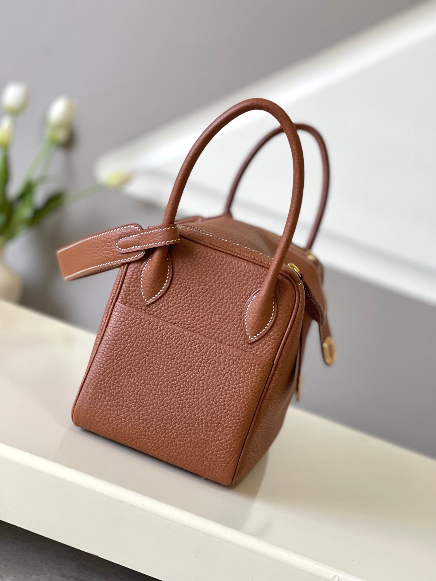 HM Mini Lindy 26cm Gold Clemence Leather