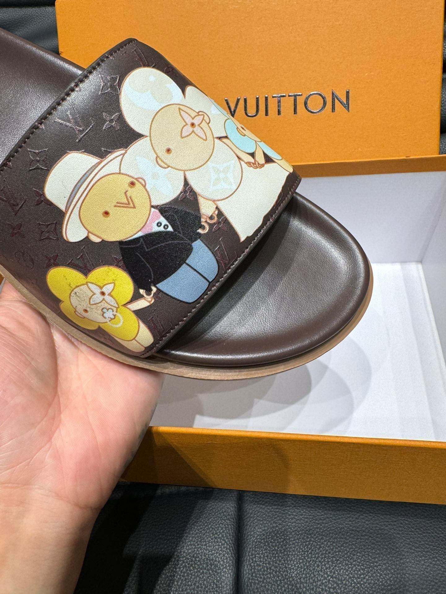 LV SLIPPERS IN CHOCOLATE BROWN MONOGRAM CALFSKIN