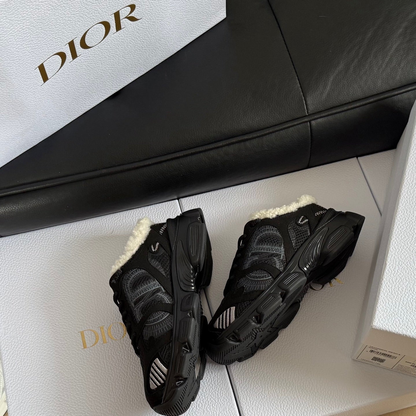 Dior 25 Chrono Sneakers Black Cream Mesh Suede Calfskin 531388