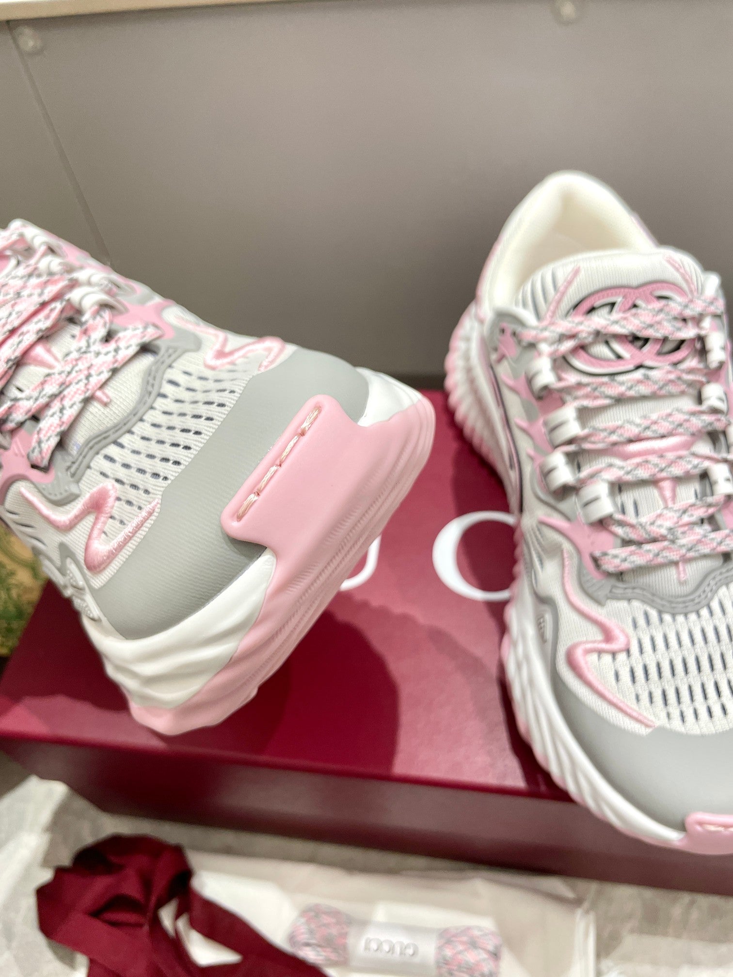 GG 26 Casual Sneakers Gray Pink Mesh Cowhide 632858