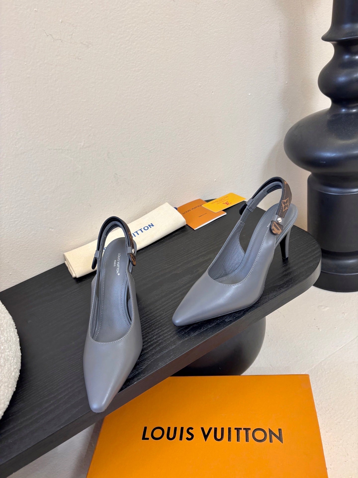 LV 26ss Legacy Slingback 90 Gray Sheepskin 627236