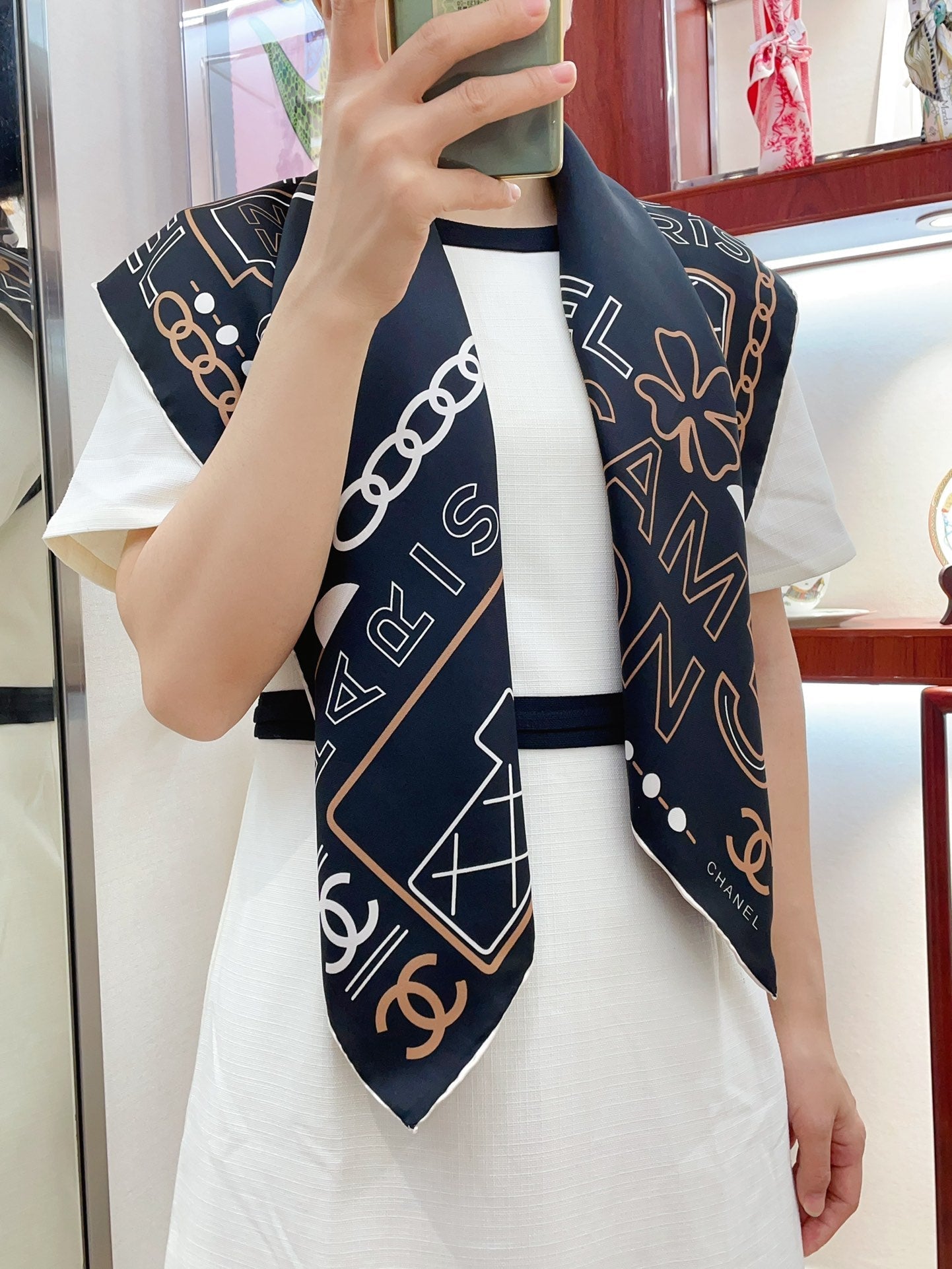 CC Square Scarf 90 CM In Black Mix Beige White Silk Twill 165002