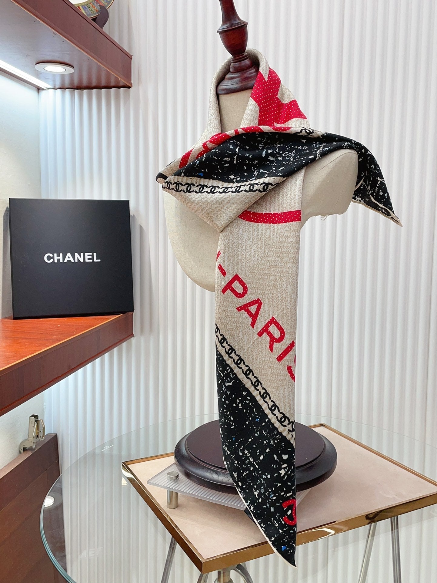 CC Square Scarf 90 CM In Black Mix Light Beige Red Cashmere Silk 172077