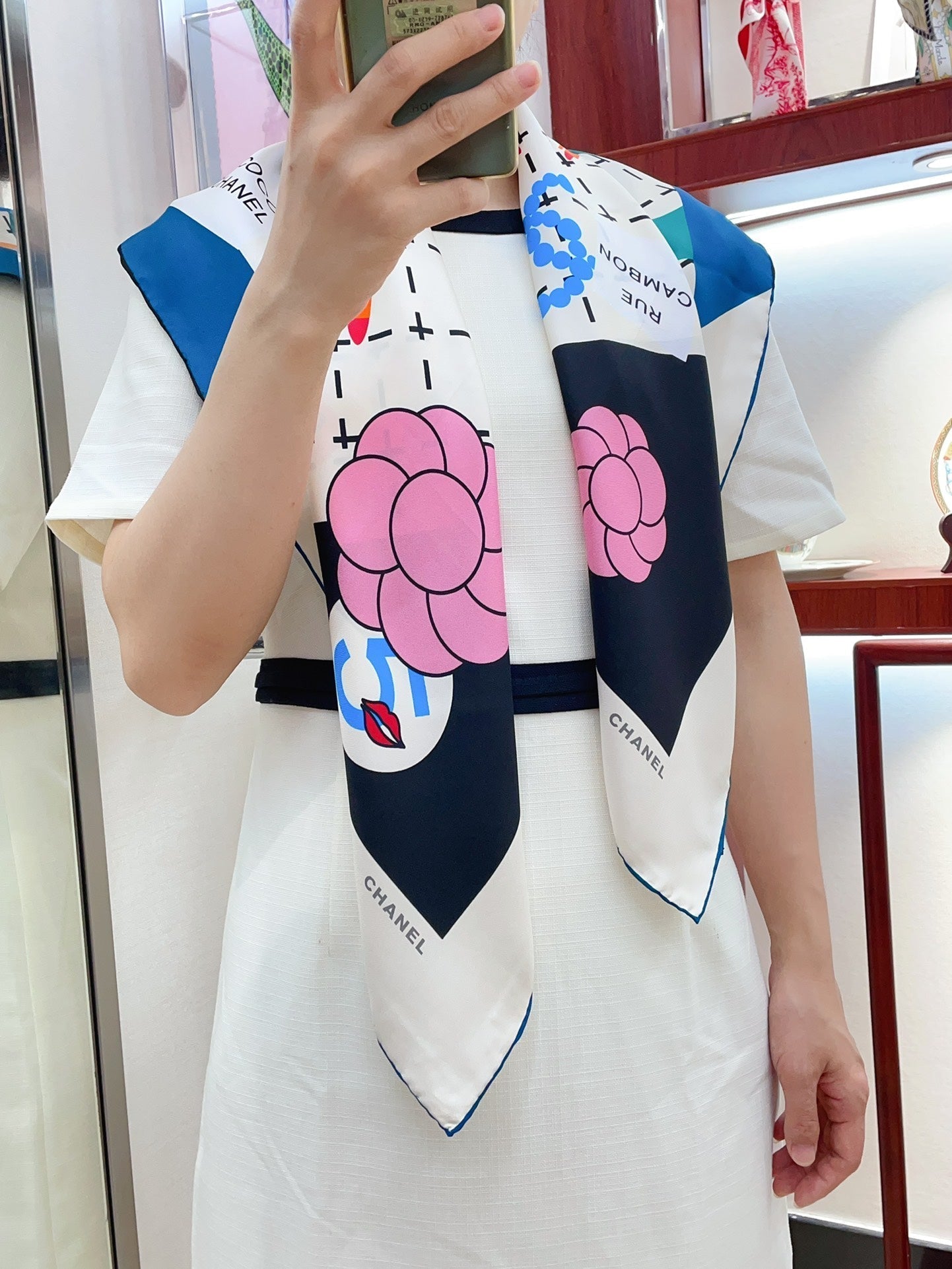CC Square Scarf 90 CM In Colorful Silk Twill 182518
