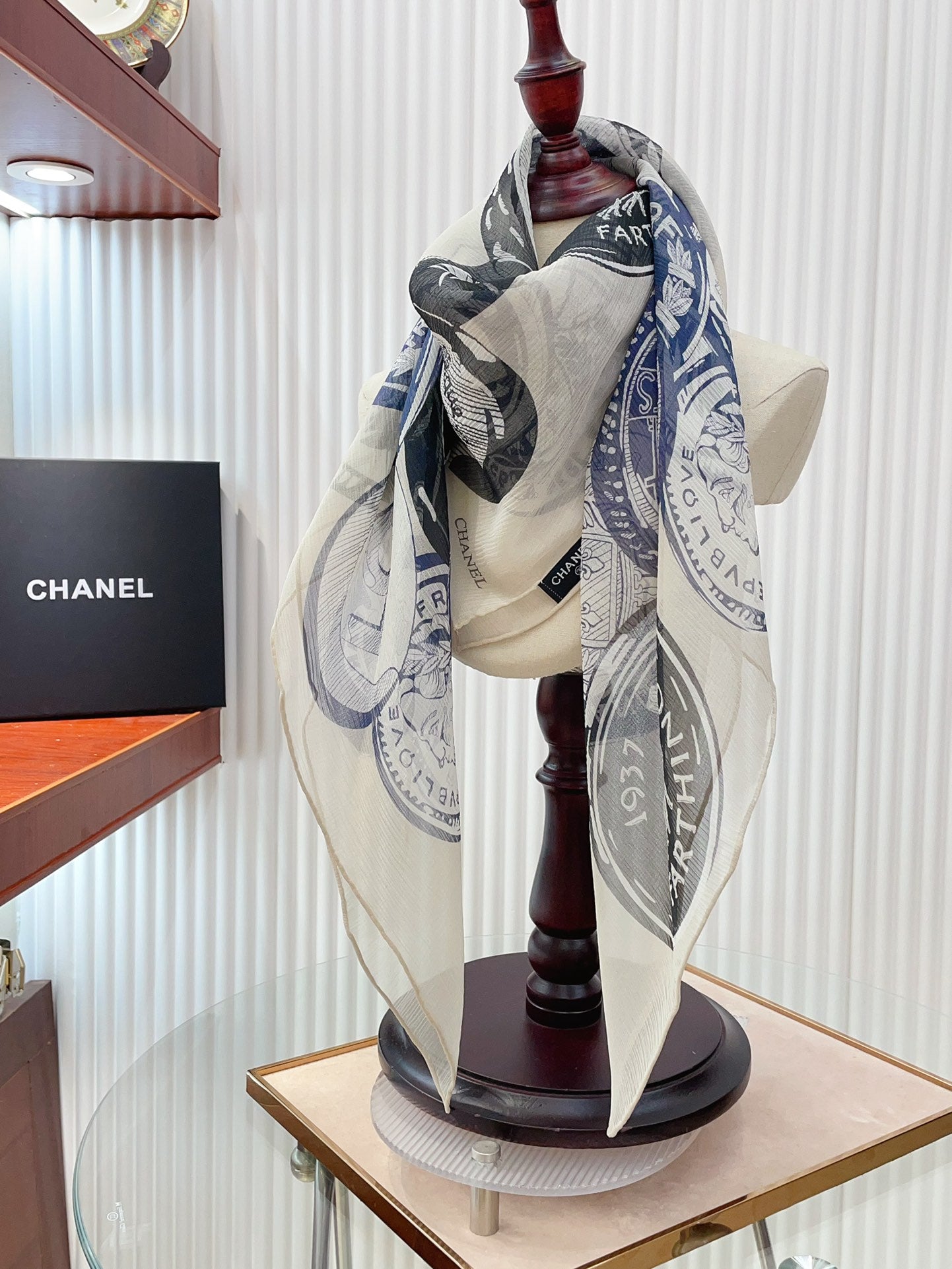 CC Square Scarf 110 CM In Colorful Shunyu Qiao Silk  190026