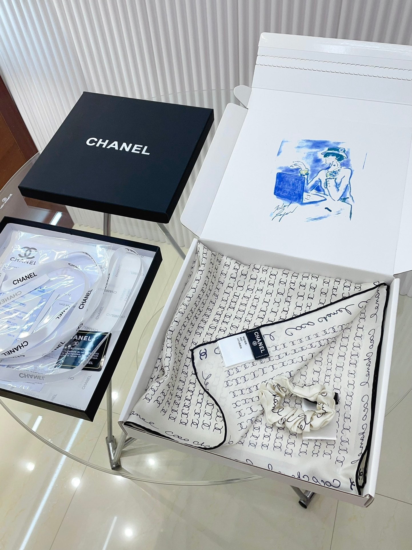 CC Square Scarf 50 CM In White Silk Twill  196205