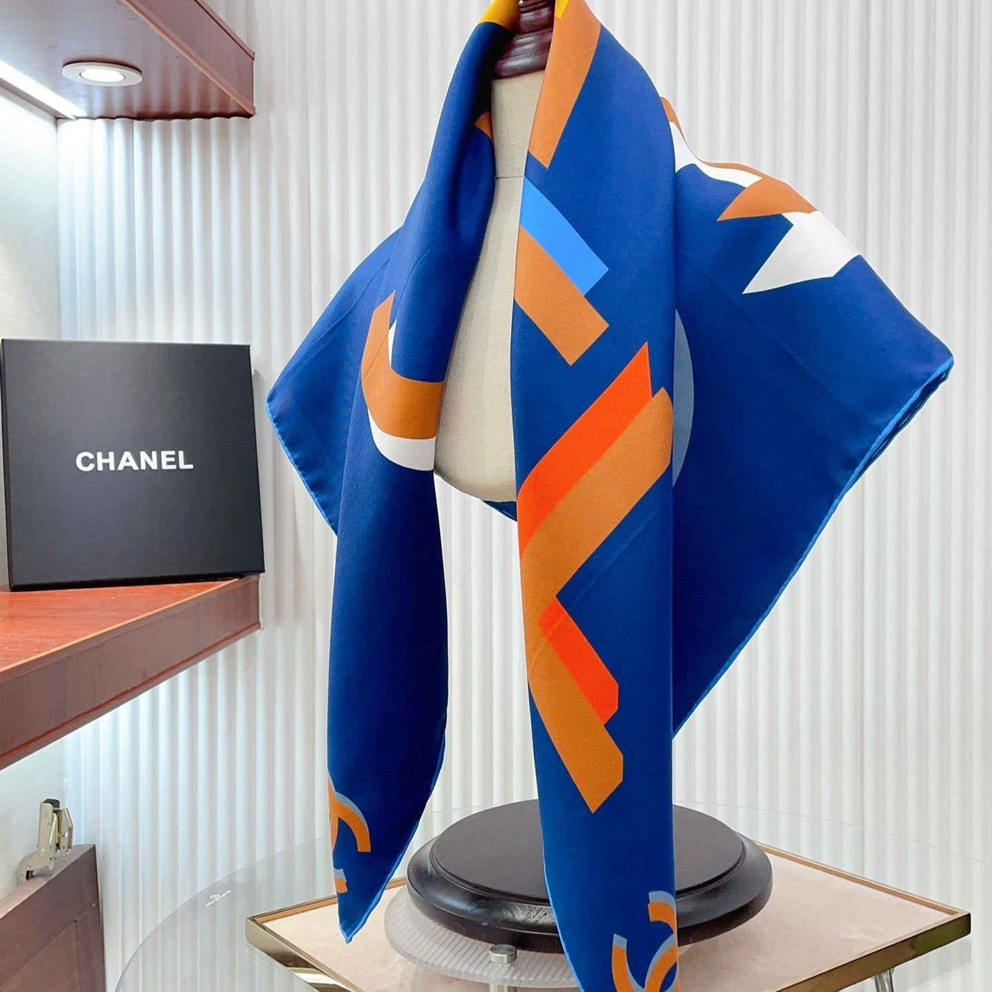 CC Square Scarf 90 CM In Blue Colorful Silk Twill  206466