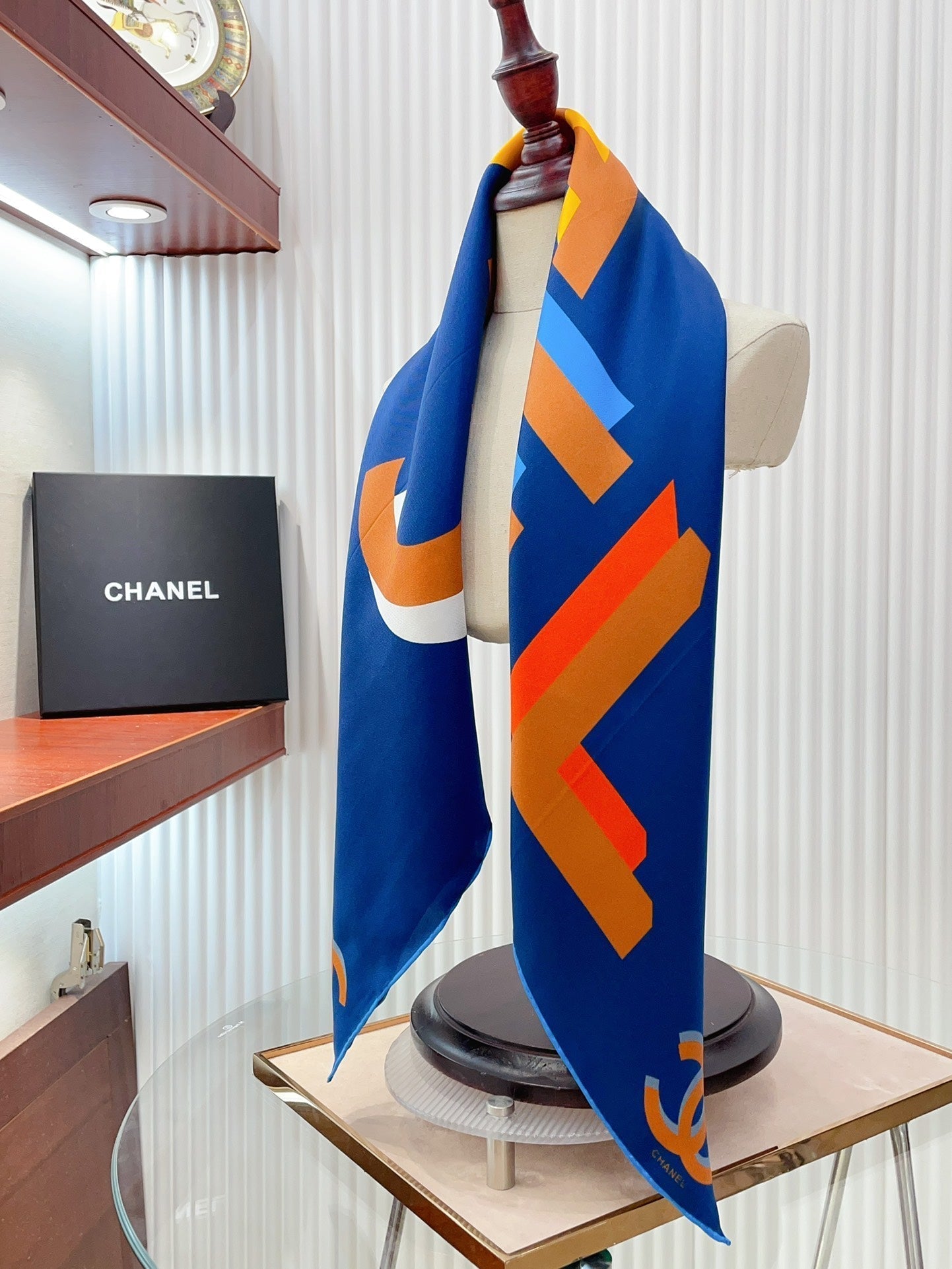 CC Square Scarf 90 CM In Blue Colorful Silk Twill  206466